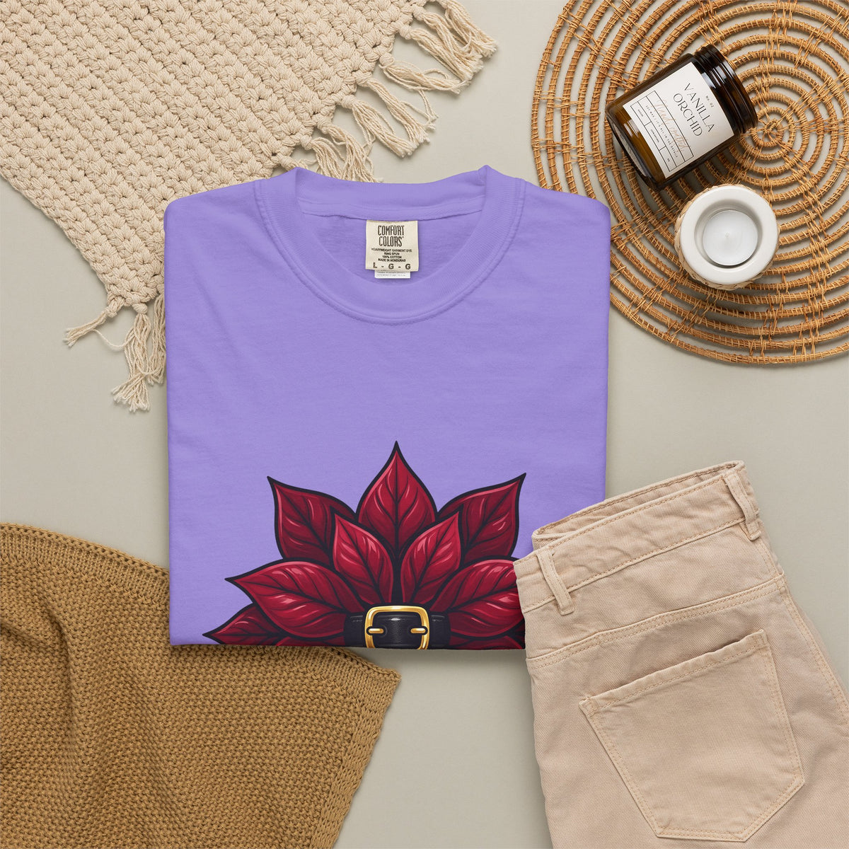 Poinsettia Flower T-Shirt Christmas Floral Gift Women Cartoon T-Shirt Christmas Flower T-Shirt Christmas Fan Comic T-Shirt Floral Graphic Bold