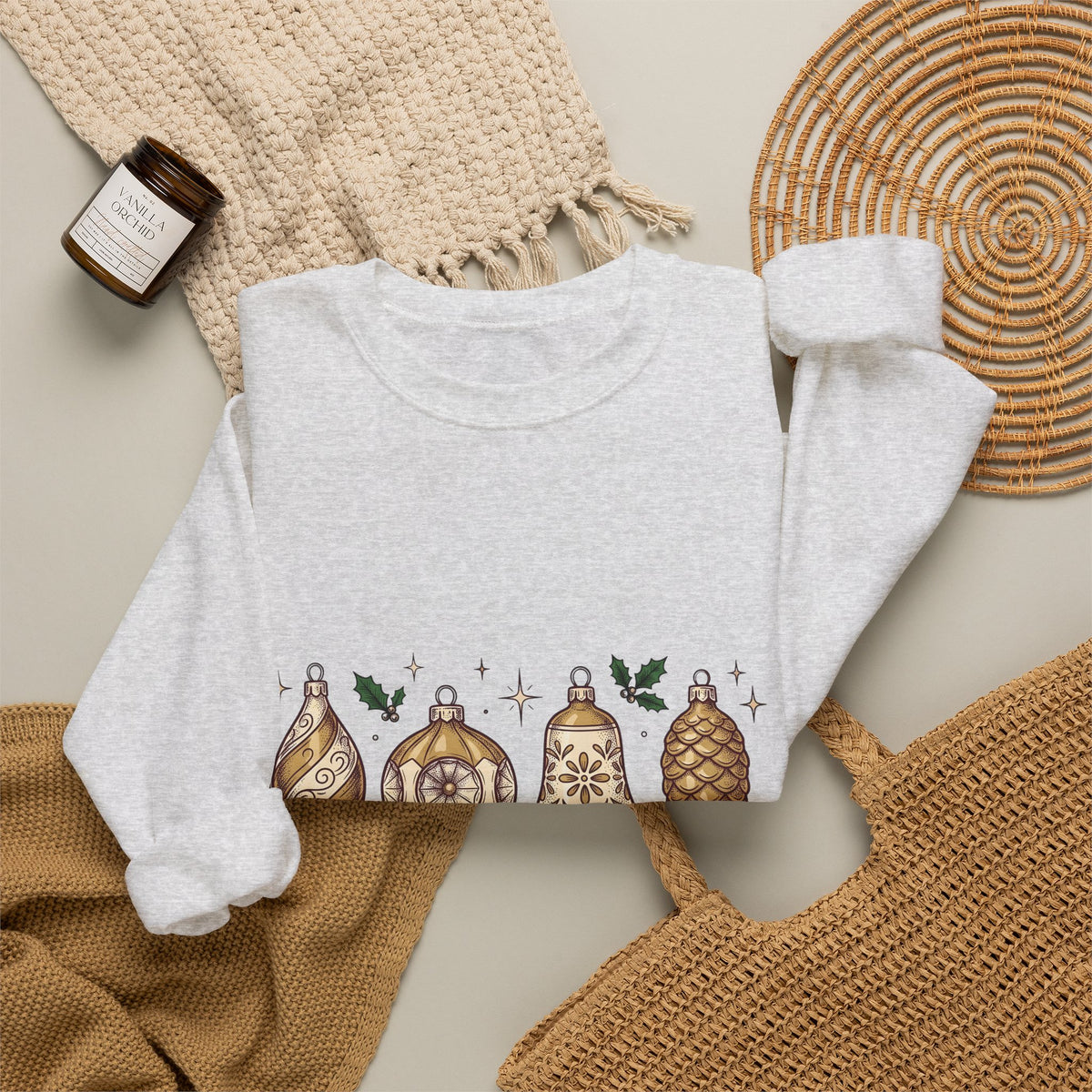 Festive Ornaments Sweatshirt Christmas Event Gift Women Line Art Sweatshirt Baubles Sweatshirt Xmas Fan Illustration Graphic Sweatshirt Hand Painted Pine