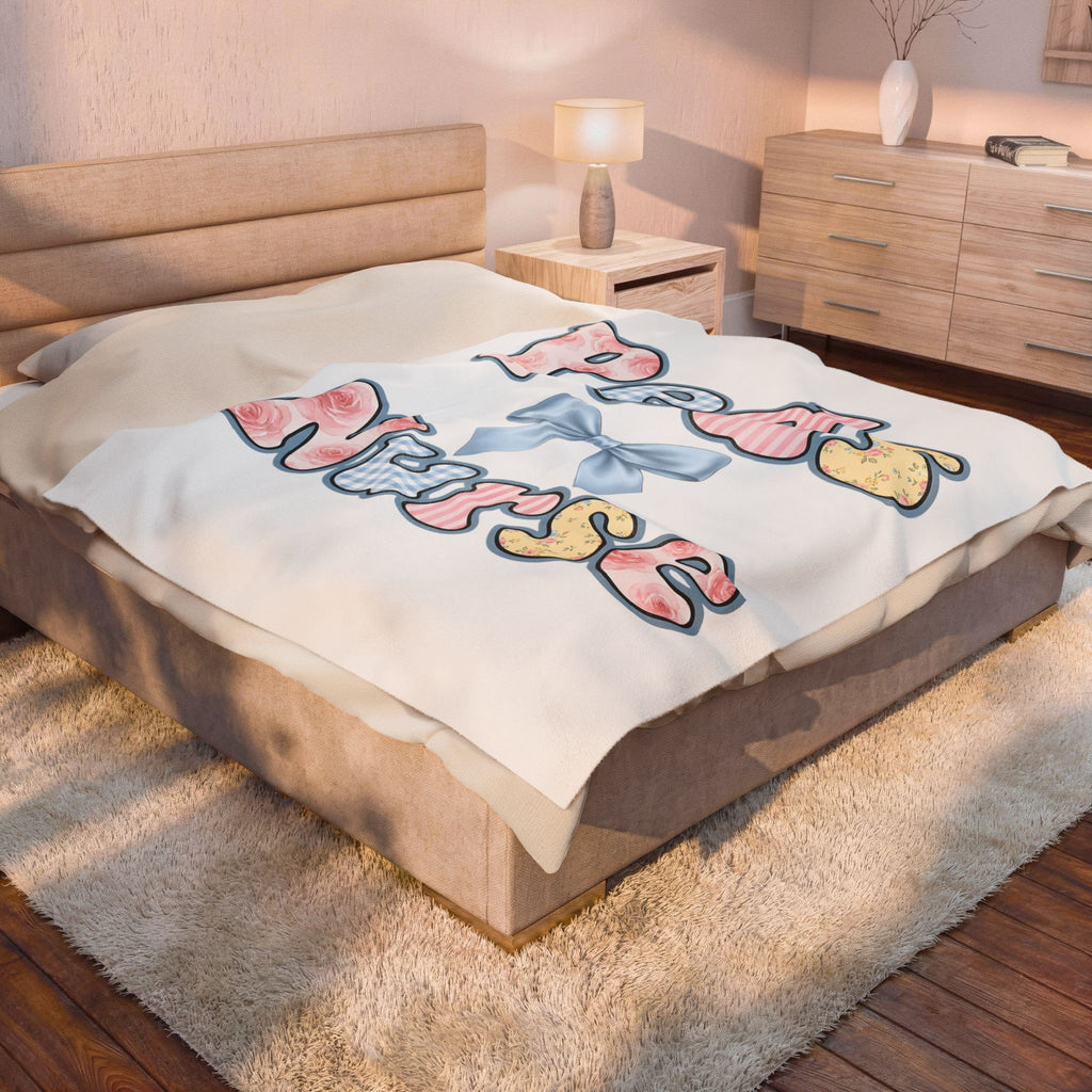 Botanical Letters Blanket Nurse Garden Gift Women Charming Blanket Alphabet Blanket Nursing Enthusiast Whimsical Blanket Gardening Graphic Hand