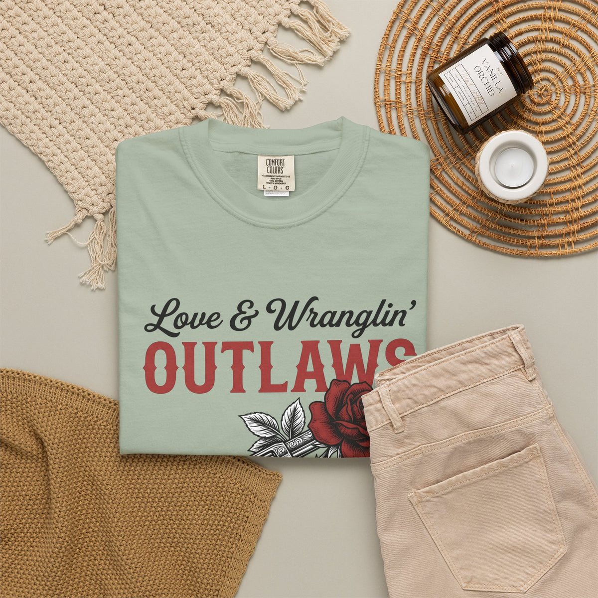 Six Shooter Rose T-Shirt St. Valentine's Day Western Wear Gift Women Antique T-Shirt Rose T-Shirt Valentine Fan Vintage T-Shirt Cowboy Graphic