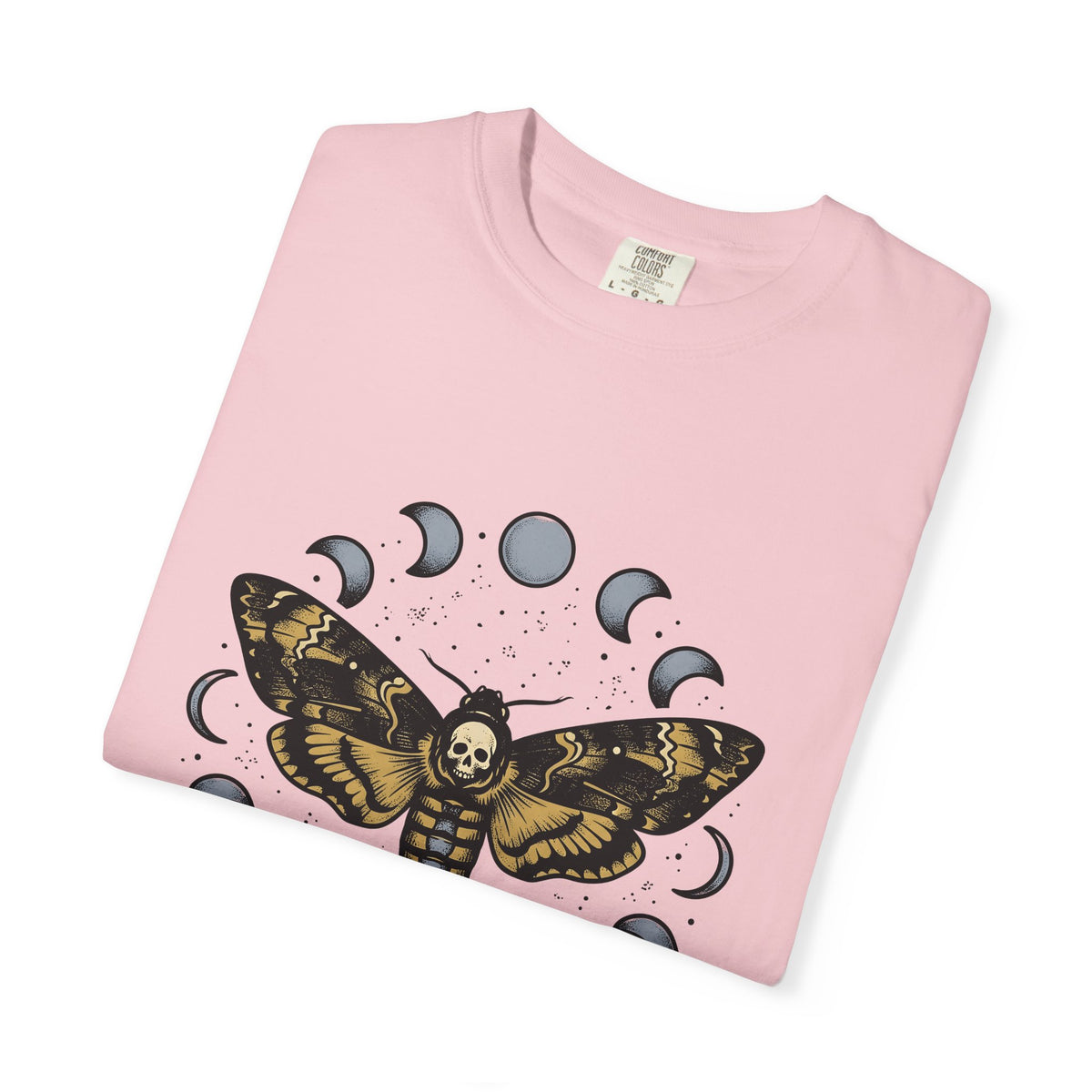 Night Moth T-Shirt Halloween Witchcraft Gift Women Horror T-Shirt Moth T-Shirt Halloween Fan Spooky T-Shirt Occult Graphic Classic Moon Cycle