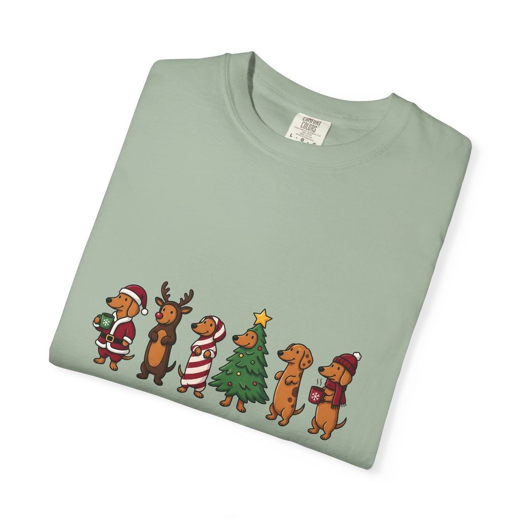 Dachshund Puppy T-Shirt Christmas Pet Gift Women Comic T-Shirt Wiener Dog T-Shirt Xmas Fan Cartoon T-Shirt Animal Graphic Sketch Festive Outfit