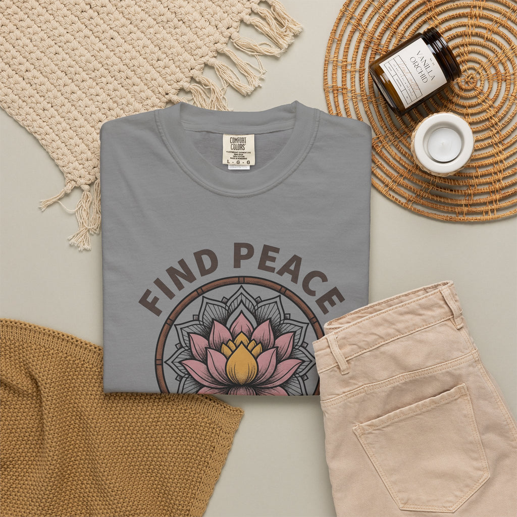 Lotus Dreamcatcher T-Shirt Boho Chic Meditation Gift Women Geometric T-Shirt Dreamcatcher T-Shirt Bohemian Enthusiast Geometric T-Shirt Mindfulness