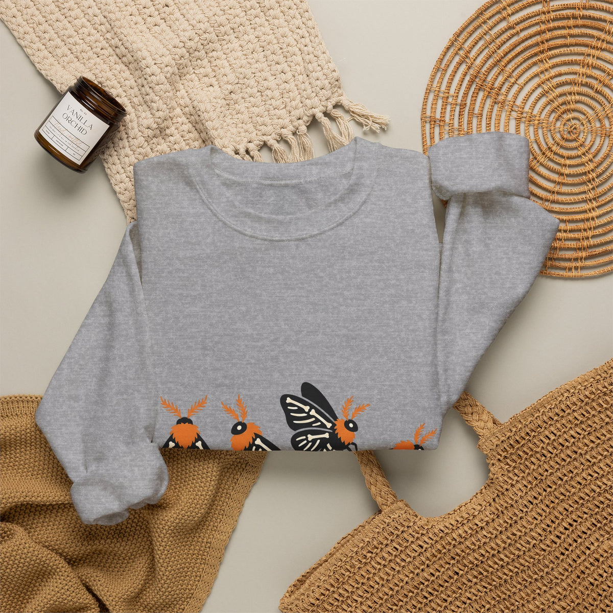 Skeleton Butterfly Sweatshirt Halloween Critter Gift Women Pop Art Sweatshirt Butterfly Sweatshirt Spooky Fan Retro Sweatshirt Creature Graphic Cartoon Amber