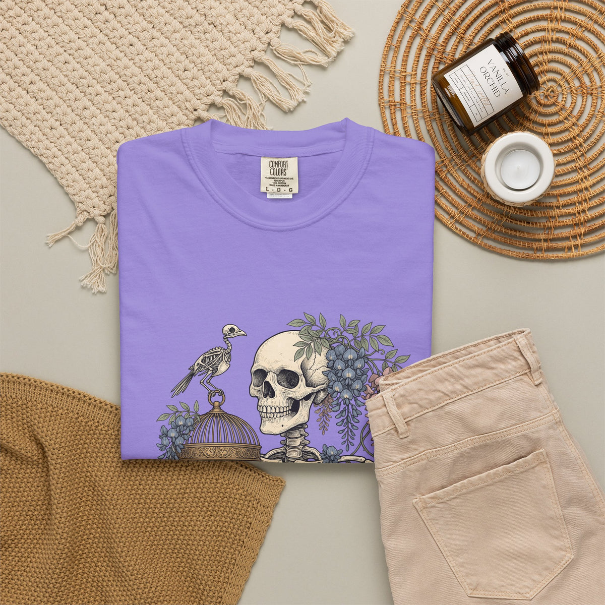 Bone Bloom T-Shirt Halloween Dark Art Gift Women Rustic T-Shirt Skeleton T-Shirt Horror Fan Gothic T-Shirt Macabre Graphic Doodle Aviary T-Shirt