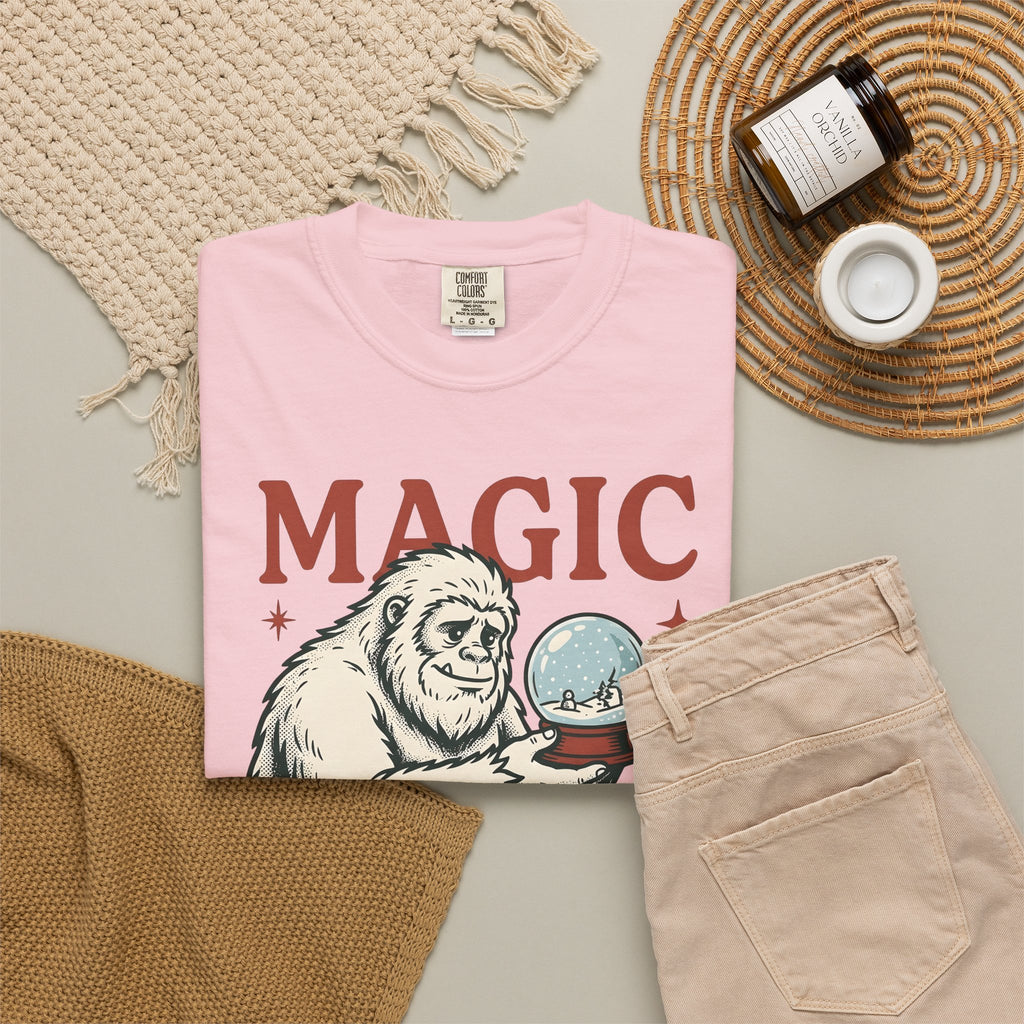 Sasquatch Penguin T-Shirt Christmas Frost Gift Women Antique T-Shirt Bigfoot T-Shirt Xmas Fan Vintage T-Shirt Frosty Graphic Throwback Snow Ball
