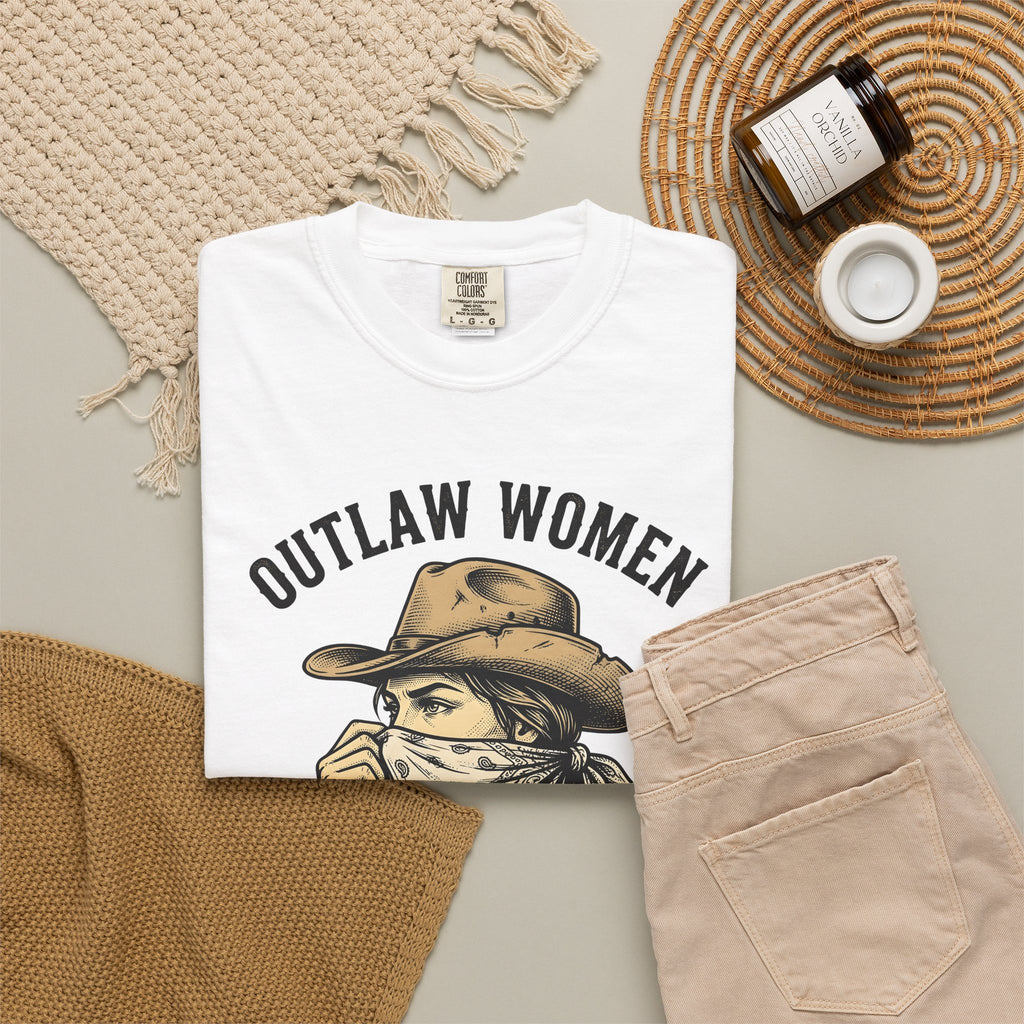 Cowgirl Scarf T-Shirt Cowgirl Rodeo Gift Women Retro T-Shirt Bandana T-Shirt Cowgirl Fan Vintage T-Shirt Rodeo Graphic Sketch Western Hat T-Shirt