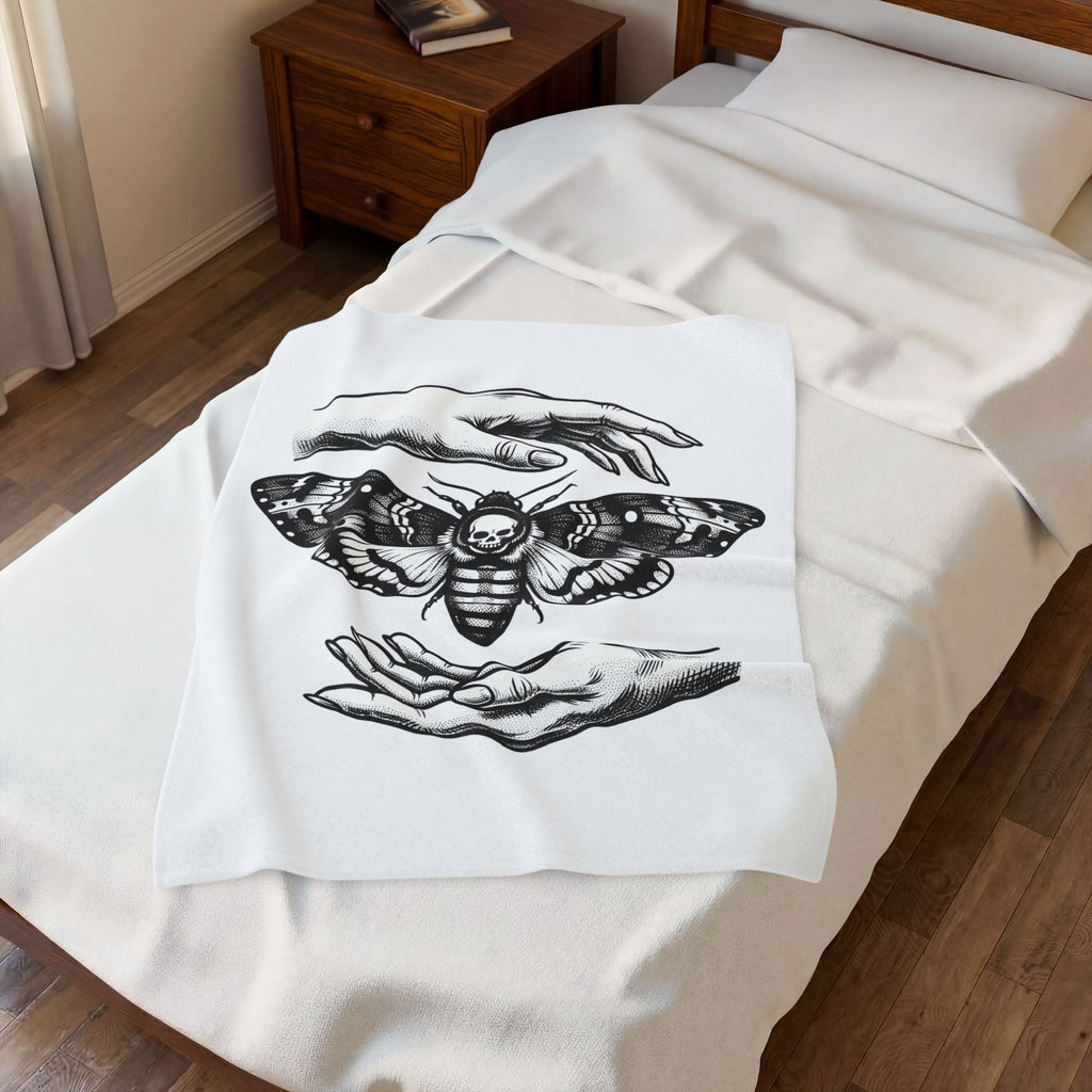 Skeleton Moth Blanket Boho Chic Dark Fashion Gift Women Traditional Tattoo Blanket Moth Blanket Bohemian Fan Sailor Blanket Gothic Graphic Antique