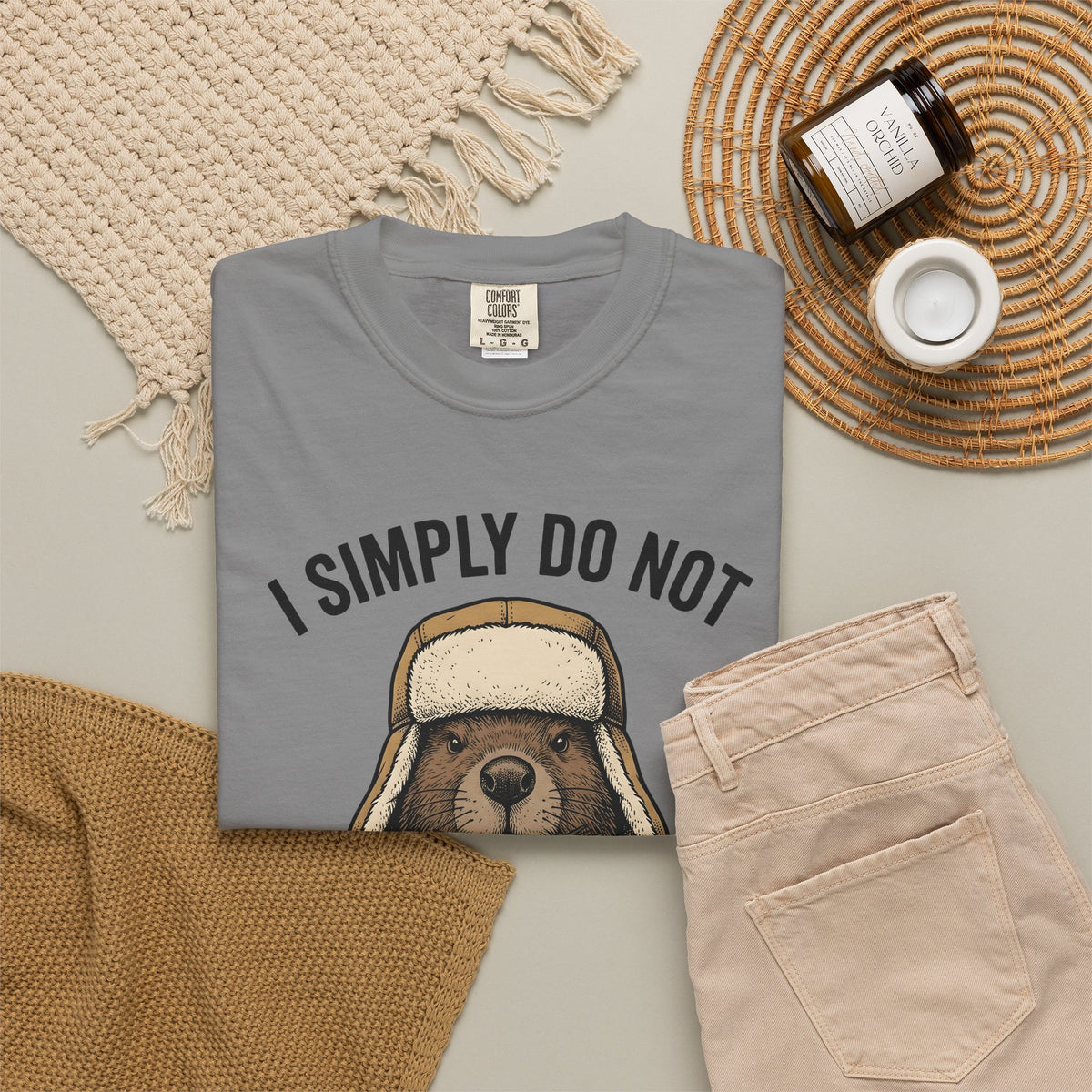 Beaver Woodsman T-Shirt Funny Wildlife Gift Women Comic T-Shirt Beaver T-Shirt Humor Fan Cartoon T-Shirt Animal Graphic Retro Checkered T-Shirt
