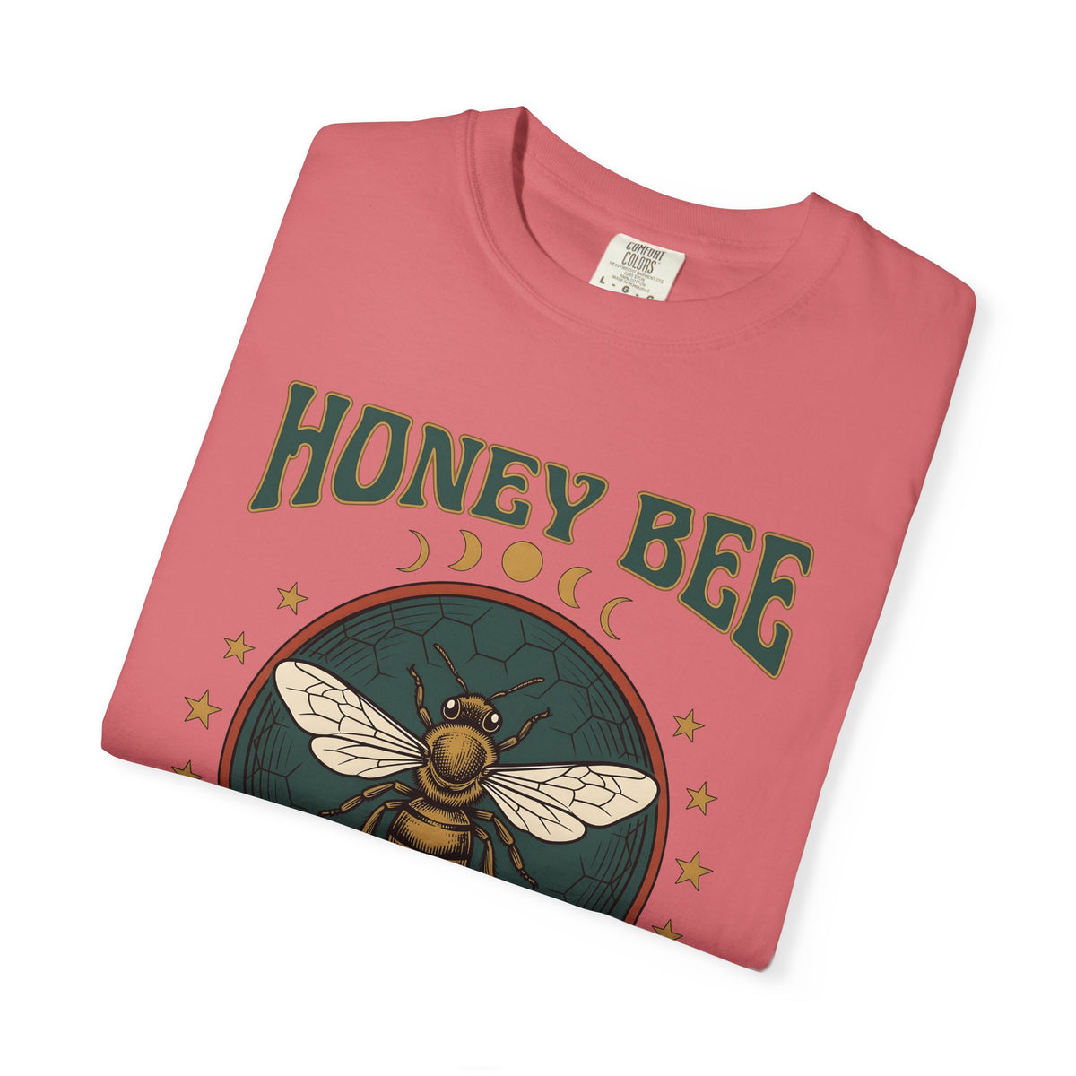 Honey Bee T-Shirt Boho Chic Nature Gift Women Vintage T-Shirt Bee T-Shirt Bohemian Fan Distressed Graphic Illustration Retro Stars T-Shirt