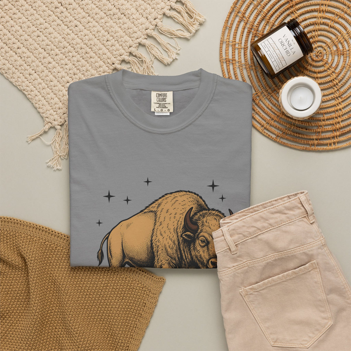 Buffalo Art T-Shirt Animal Environment Gift Women Rustic T-Shirt Bison T-Shirt Wildlife Fan Primitive T-Shirt Eco Graphic Line Art Star Symbols