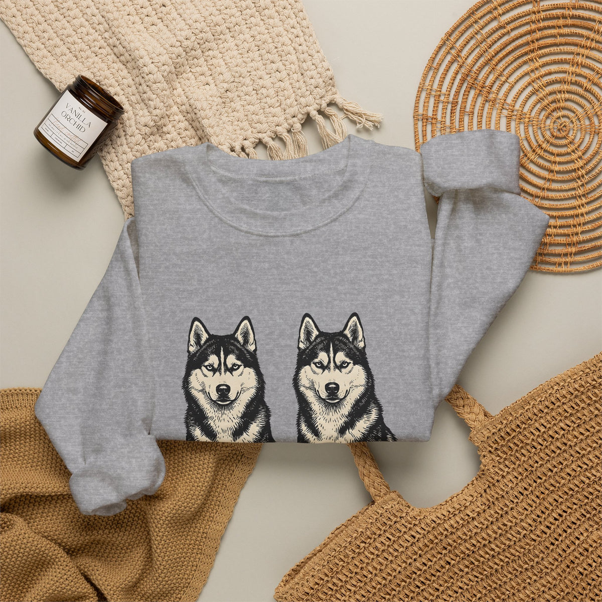Siberian Huskies Sweatshirt Dog Wildlife Gift Women Doodle Sweatshirt Husky Sweatshirt Dog Fan Doggy Sweatshirt Wildlife Graphic Classic Couple Sweatshirt