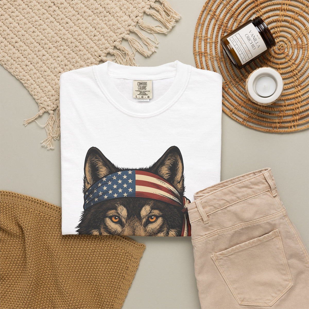 Wolf Face T-Shirt 4th Of July Wildlife Gift Women Retro T-Shirt Lupine T-Shirt Independence Day Fan Vintage T-Shirt Animal Graphic Sketch Flag