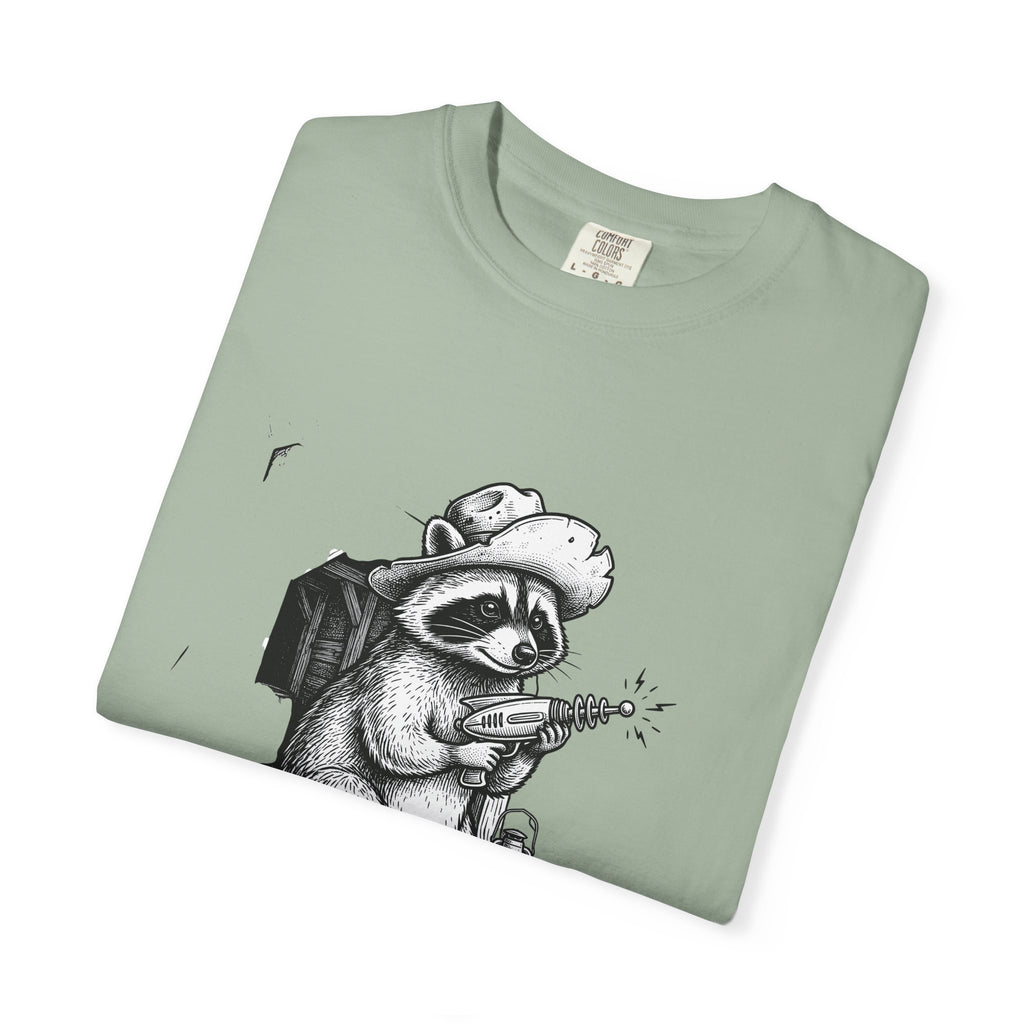 Raccoon Outlaw T-Shirt Raccoon Rodeo Gift Women Cartoon T-Shirt Bandit T-Shirt Raccoon Fan Trash Panda T-Shirt Cowboy Graphic Hand Drawn Ray Gun