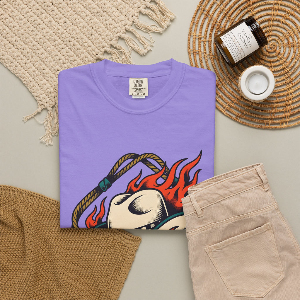 Cowboy Hat T-Shirt Cowgirl Western Gift Women Tattoo Art T-Shirt Stetson T-Shirt Rodeo Fan Tattooed T-Shirt Country Graphic Vintage Flames T-Shirt