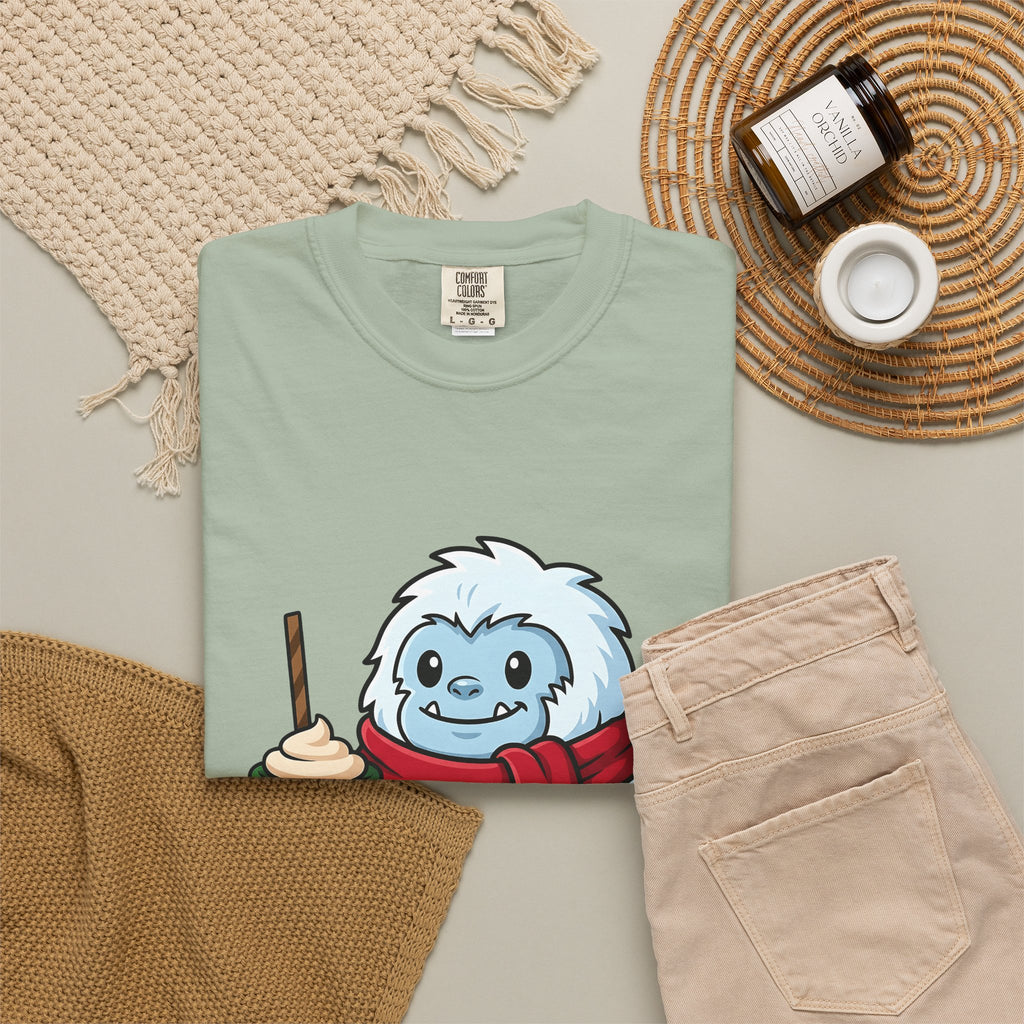 Abominable Snowman Christmas Holiday Gift Comic Yeti Xmas Fan Cartoon Holiday Chibi T-Shirt