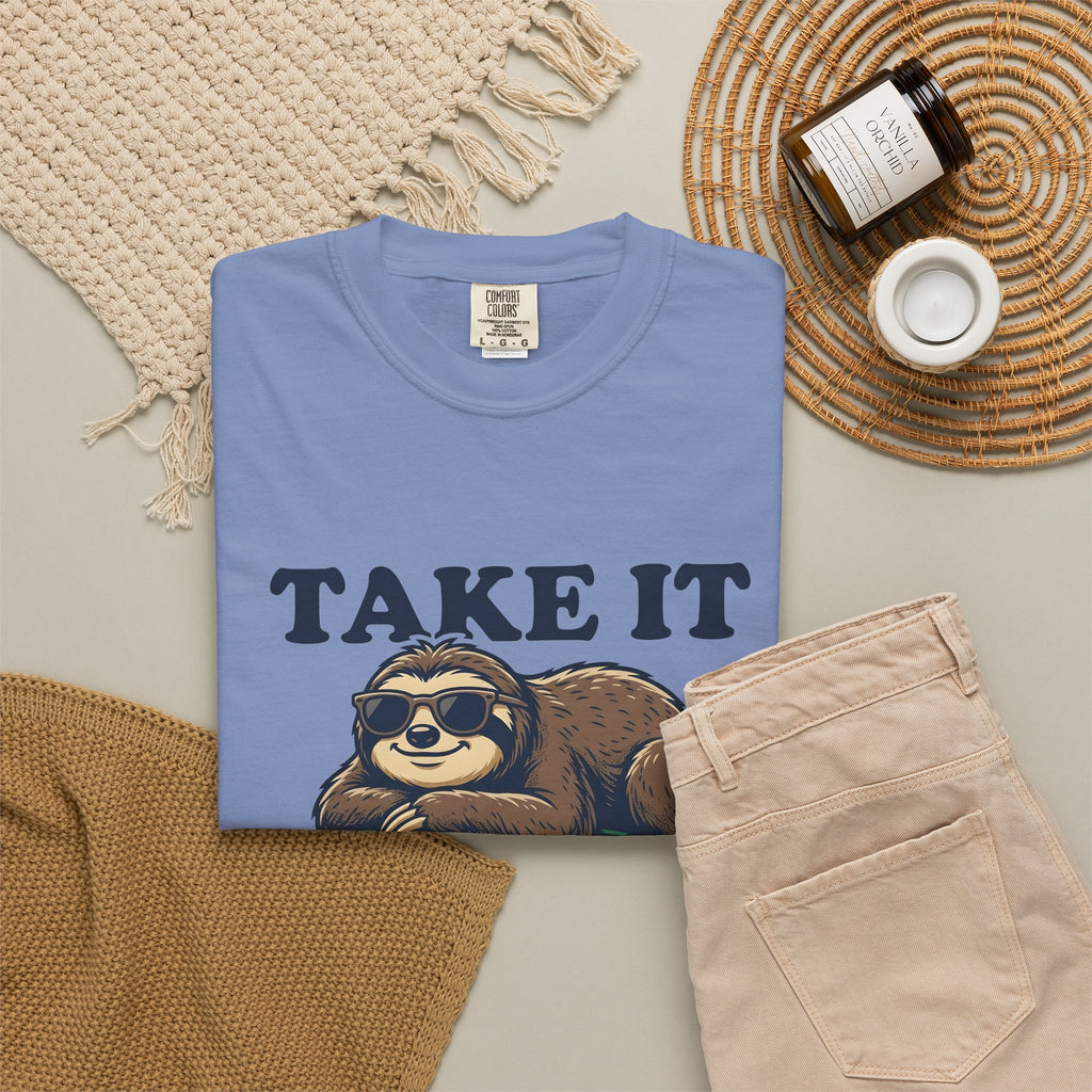 Sloth Shades T-Shirt Funny Wildlife Gift Women Comic T-Shirt Cool Shades T-Shirt Humor Fan Cartoon T-Shirt Animal Graphic Vintage Tropical Leaf