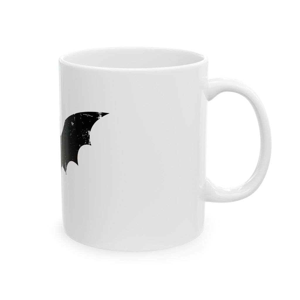 Bat Halloween Horror Gift Vintage Flying Creature Spooky Fan Dark Macabre Simple Mug