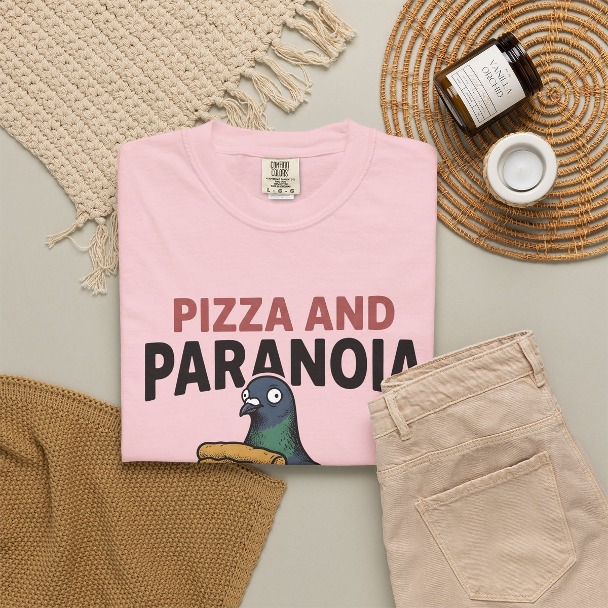 Bird Pizza T-Shirt Funny Wildlife Gift Women Animated T-Shirt Pizza T-Shirt Humor Fan Cartoon T-Shirt Animal Graphic Retro Meal T-Shirt