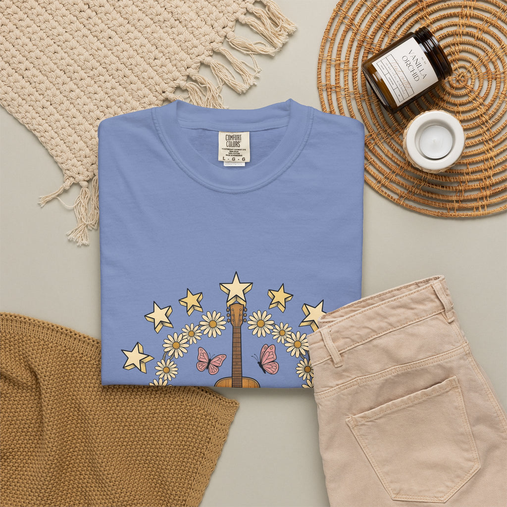 Acoustic Guitar T-Shirt Cowgirl Music Gift Women Boho T-Shirt Guitar T-Shirt Cowboy Fan Boho Chic T-Shirt Melody Graphic Vintage Daisies T-Shirt