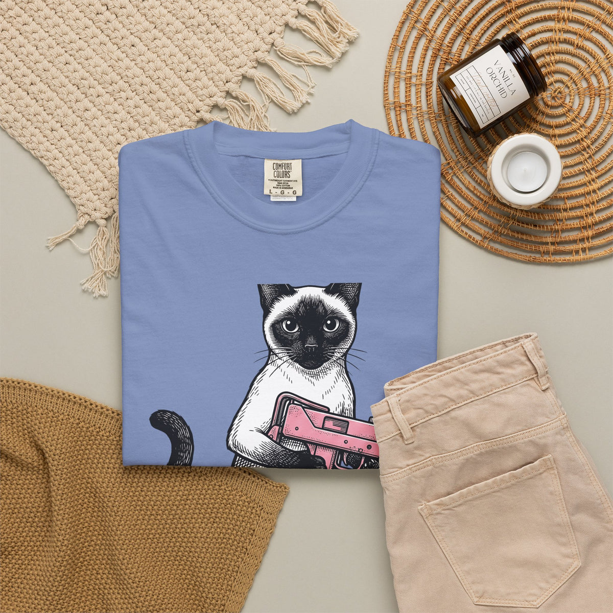 Siamese Cat T-Shirt Cat Humor Gift Women Hand Drawn T-Shirt Siamese T-Shirt Feline Fan Illustrated Graphic T-Shirt Vintage Toy Gun T-Shirt