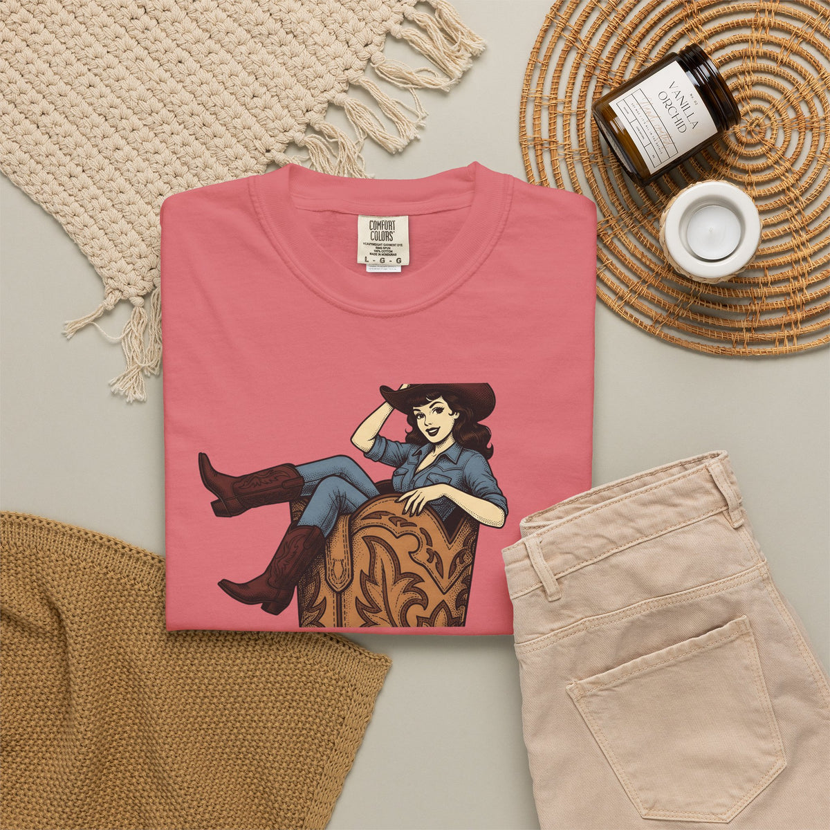 Cowgirl Boot Cowgirl Rodeo Gift Retro Boot Cowgirl Fan Western Rodeo Hand Drawn Hat T-Shirt