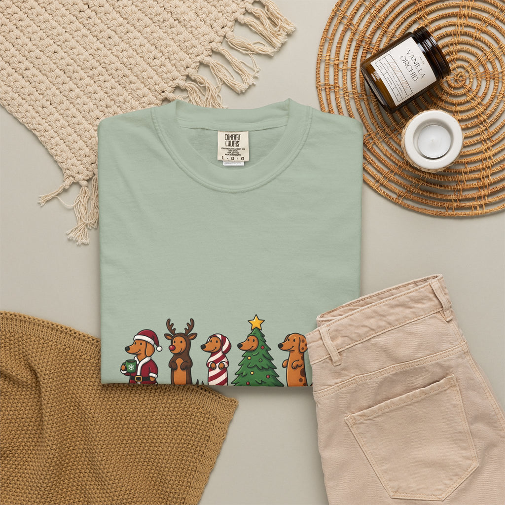 Dachshund Puppy T-Shirt Christmas Pet Gift Women Comic T-Shirt Wiener Dog T-Shirt Xmas Fan Cartoon T-Shirt Animal Graphic Sketch Festive Outfit