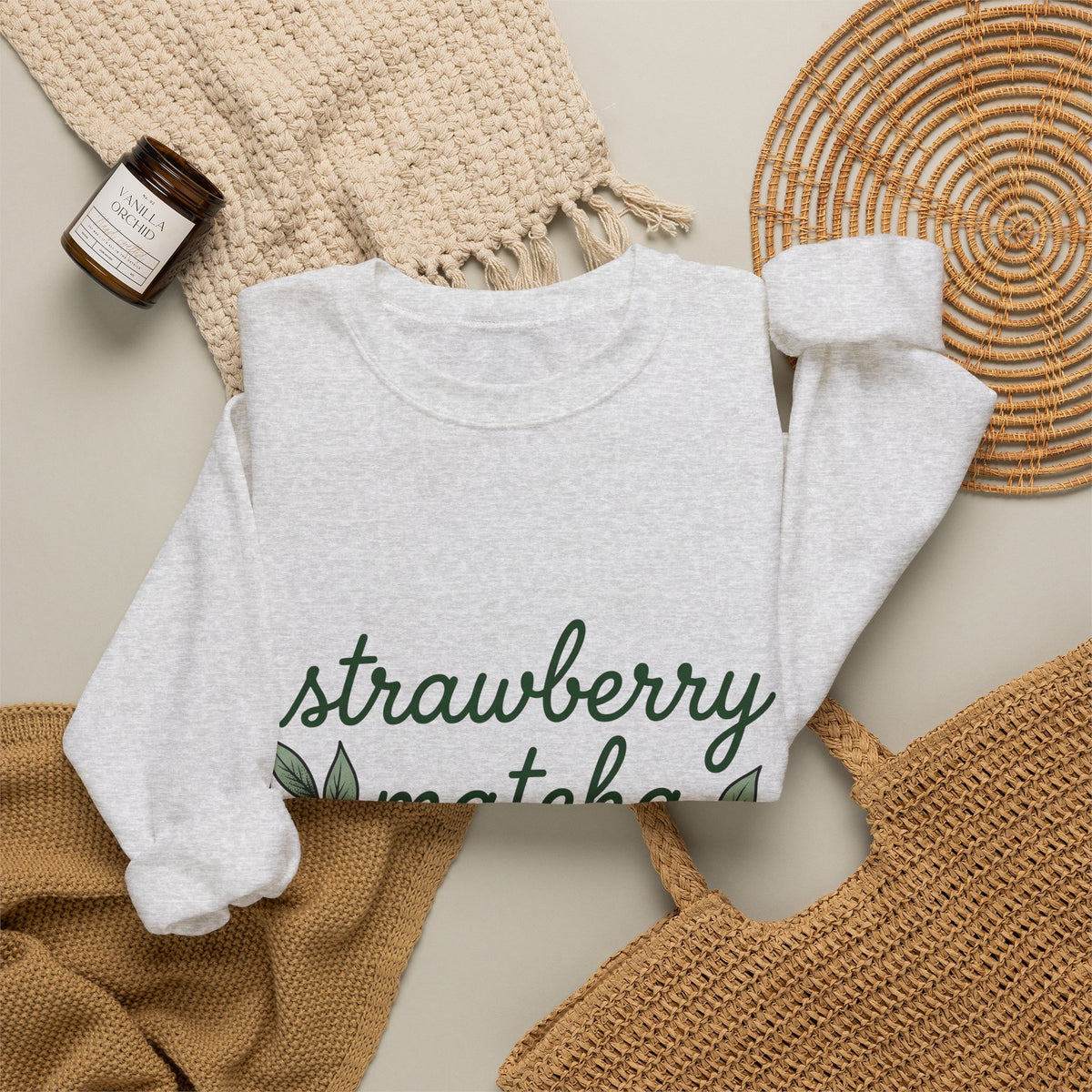 Strawberry Design Sweatshirt Coffee/Desserts/Drinks Food Gift Women Floral Sweatshirt Berry Sweatshirt Dessert Fan Botanical Sweatshirt Cuisine Graphic Retro