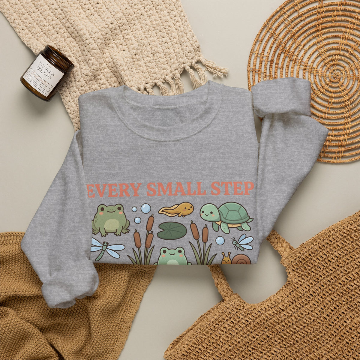 Frog Turtle Snail Sweatshirt Motivation Nature Gift Women Cartoon Sweatshirt Amphibian Sweatshirt Inspirational Enthusiast Comic Sweatshirt Environmental