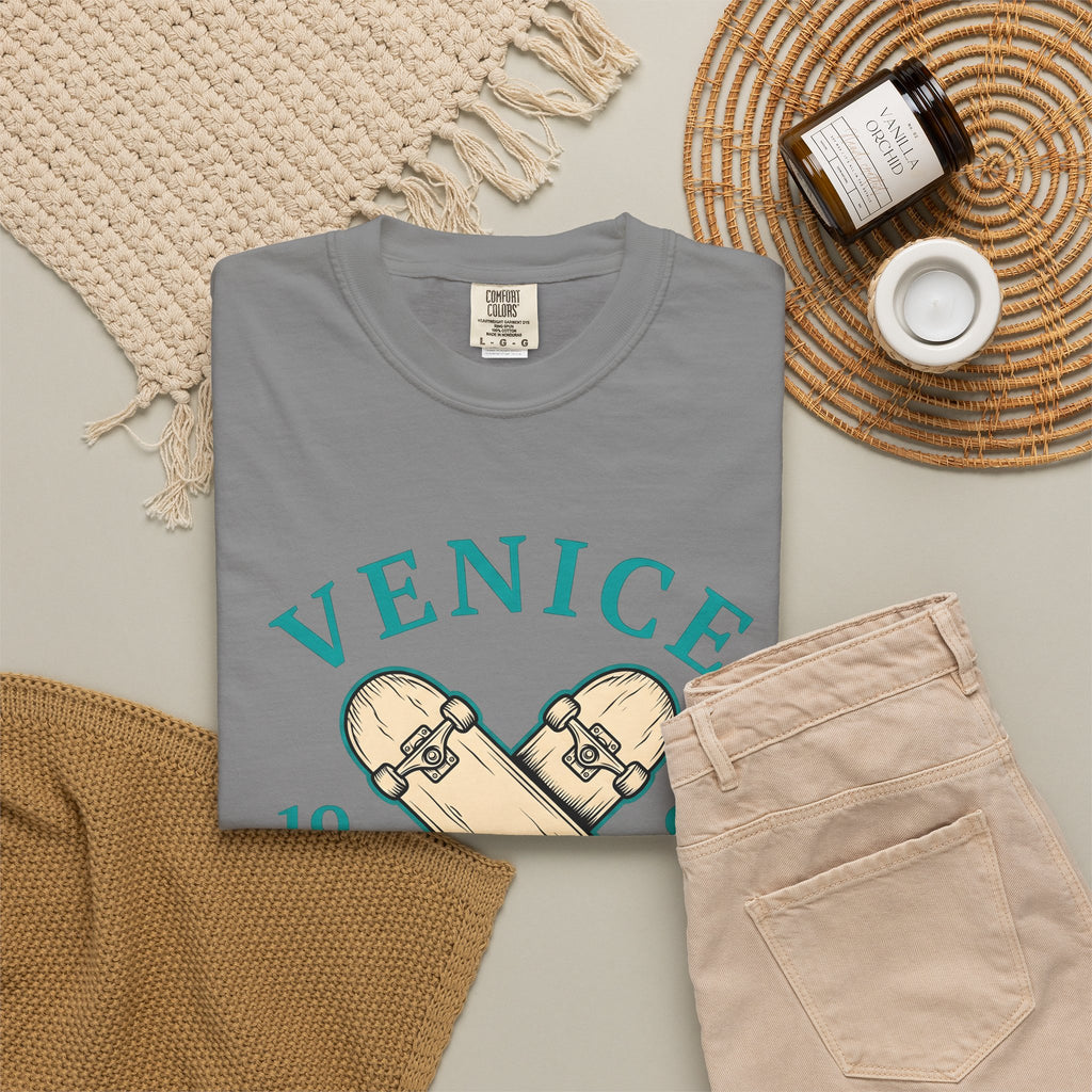 Crisscross Skateboards T-Shirt Skateboarding Casual Wear Gift Women Line Art T-Shirt Skateboard T-Shirt Skater Enthusiast Illustration T-Shirt