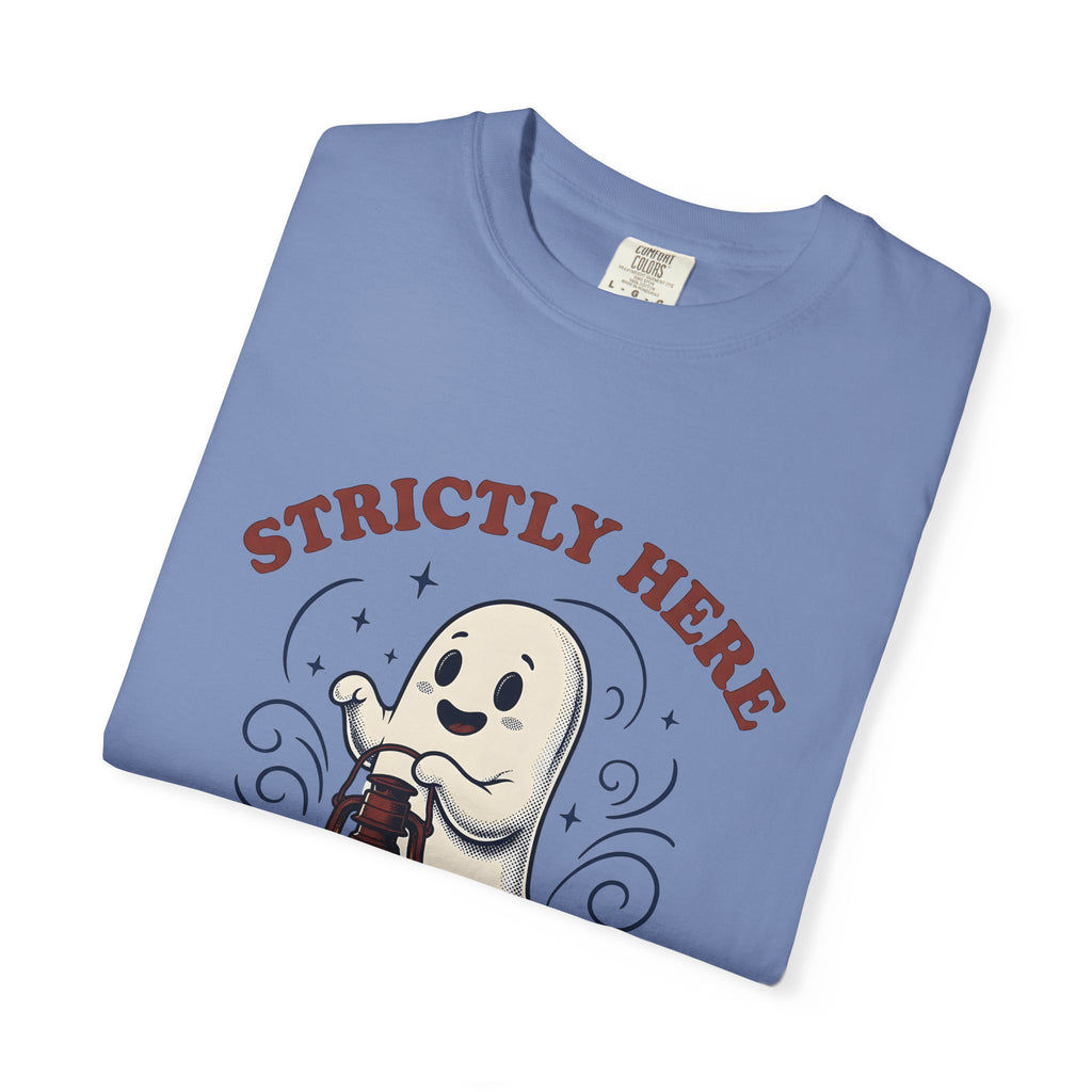 Cute Ghost Halloween Party Gift Cartoon Specter Spooky Fan Boo Vintage Lantern T-Shirt