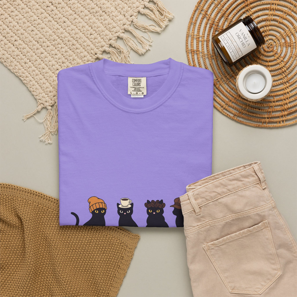 Black Cat T-Shirt Cat Cafe Gift Women Kawaii T-Shirt Kitty T-Shirt Cat Fan Feline T-Shirt Coffee Graphic Minimal Simple Hat T-Shirt