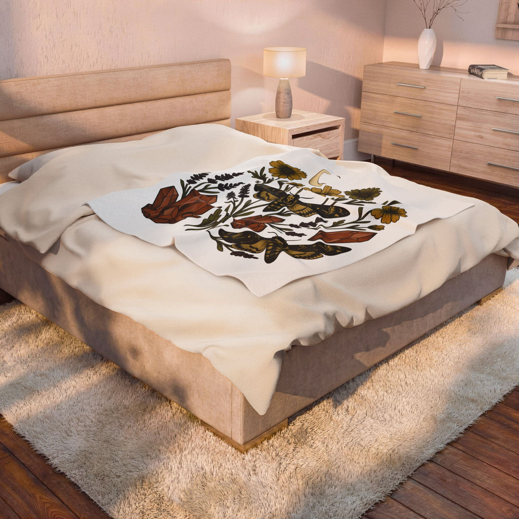 Skull Moth Halloween Magic Gift Hippie Deathshead Moth Spooky Fan Occult Retro Gemstone Blanket