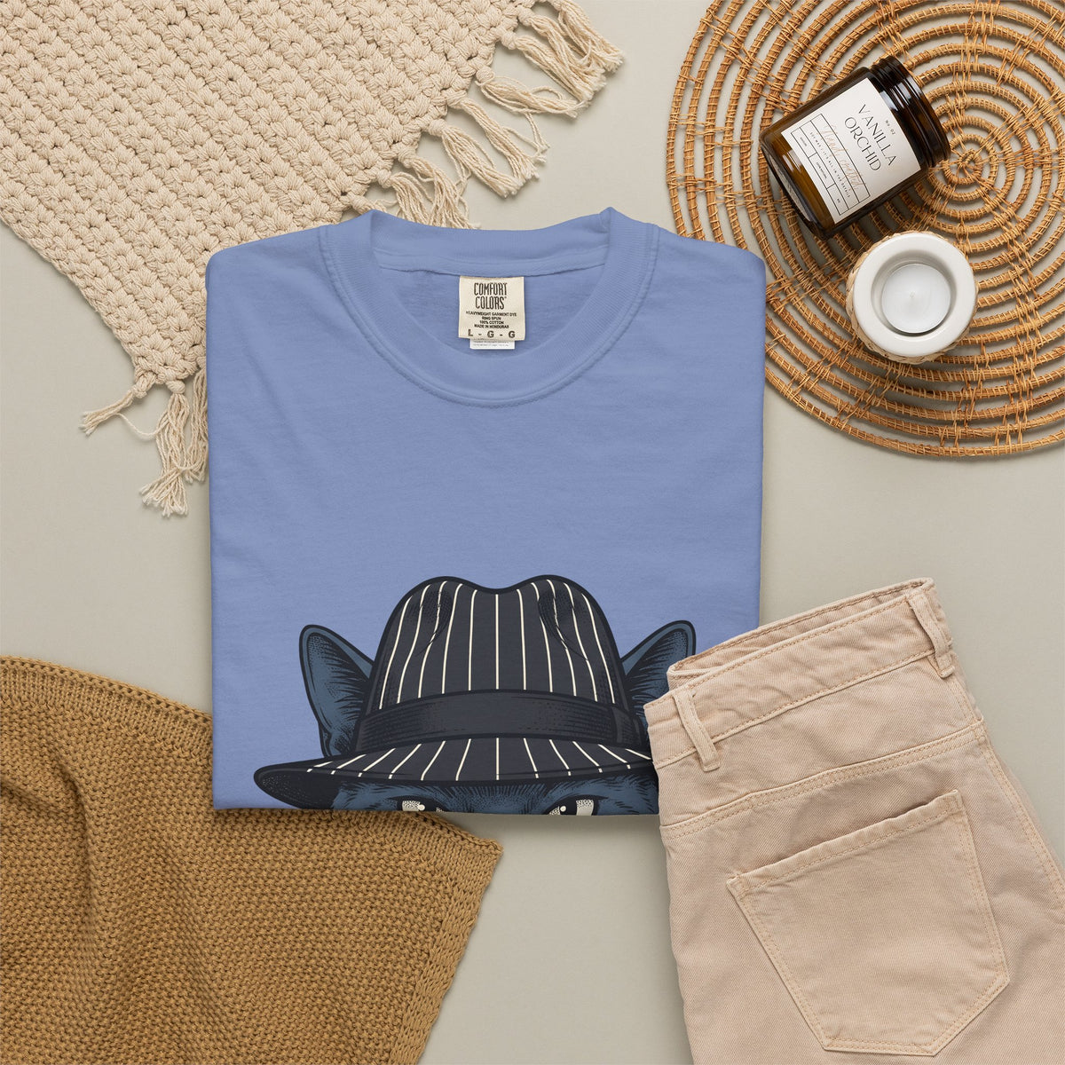 Cat Bonnet T-Shirt Cat Satire Gift Women Antique T-Shirt Headgear T-Shirt Feline Fan Vintage T-Shirt Parody Graphic Line Art Stogie T-Shirt