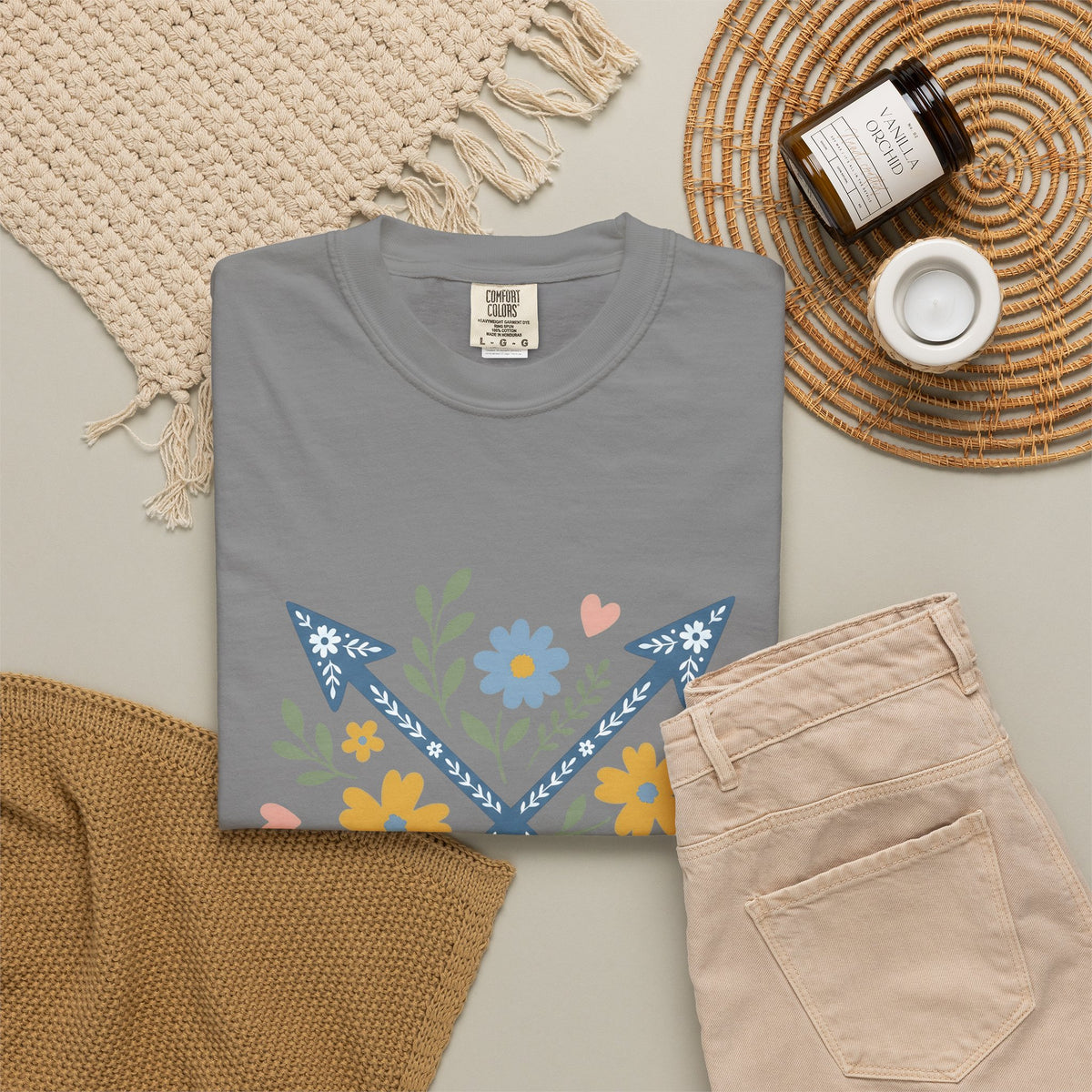 Crossed Arrows T-Shirt Cowgirl Country Gift Women Folk T-Shirt Quivers T-Shirt Rodeo Fan Quilt Design Southwestern Wildflowers T-Shirt
