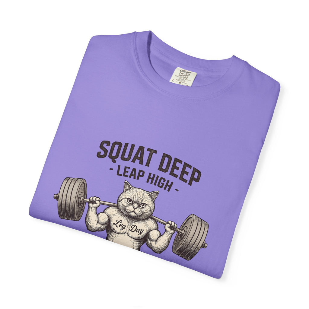 Muscular Cat T-Shirt Cat Fitness Gift Women Vintage T-Shirt Kitty T-Shirt Cat Fan Retro T-Shirt Workout Graphic Hand Drawn Barbell T-Shirt