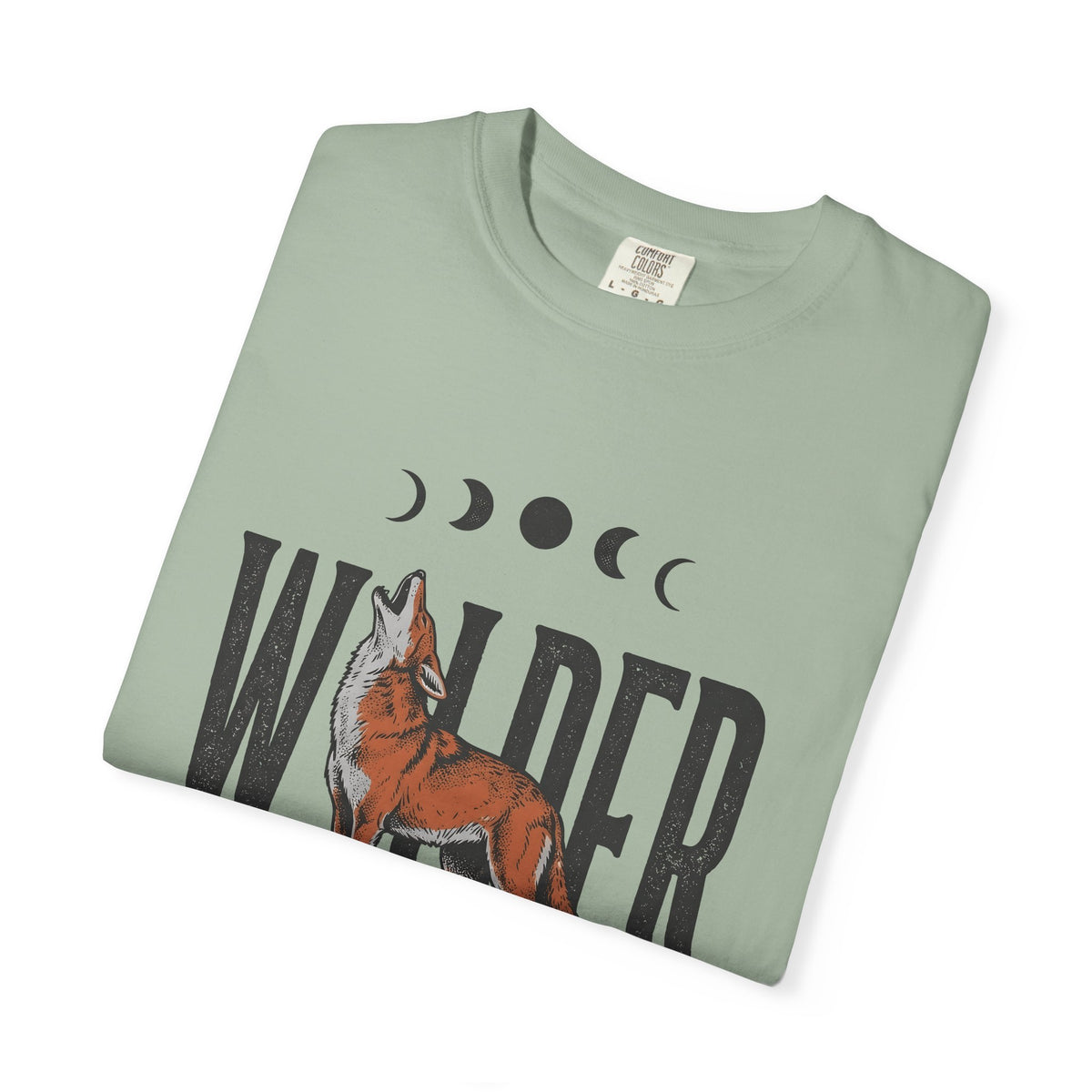 Howling Wolf T-Shirt Boho Chic Nature Gift Women Vintage T-Shirt Wolf T-Shirt Bohemian Fan Retro T-Shirt Environmental Graphic Hand Drawn Moon