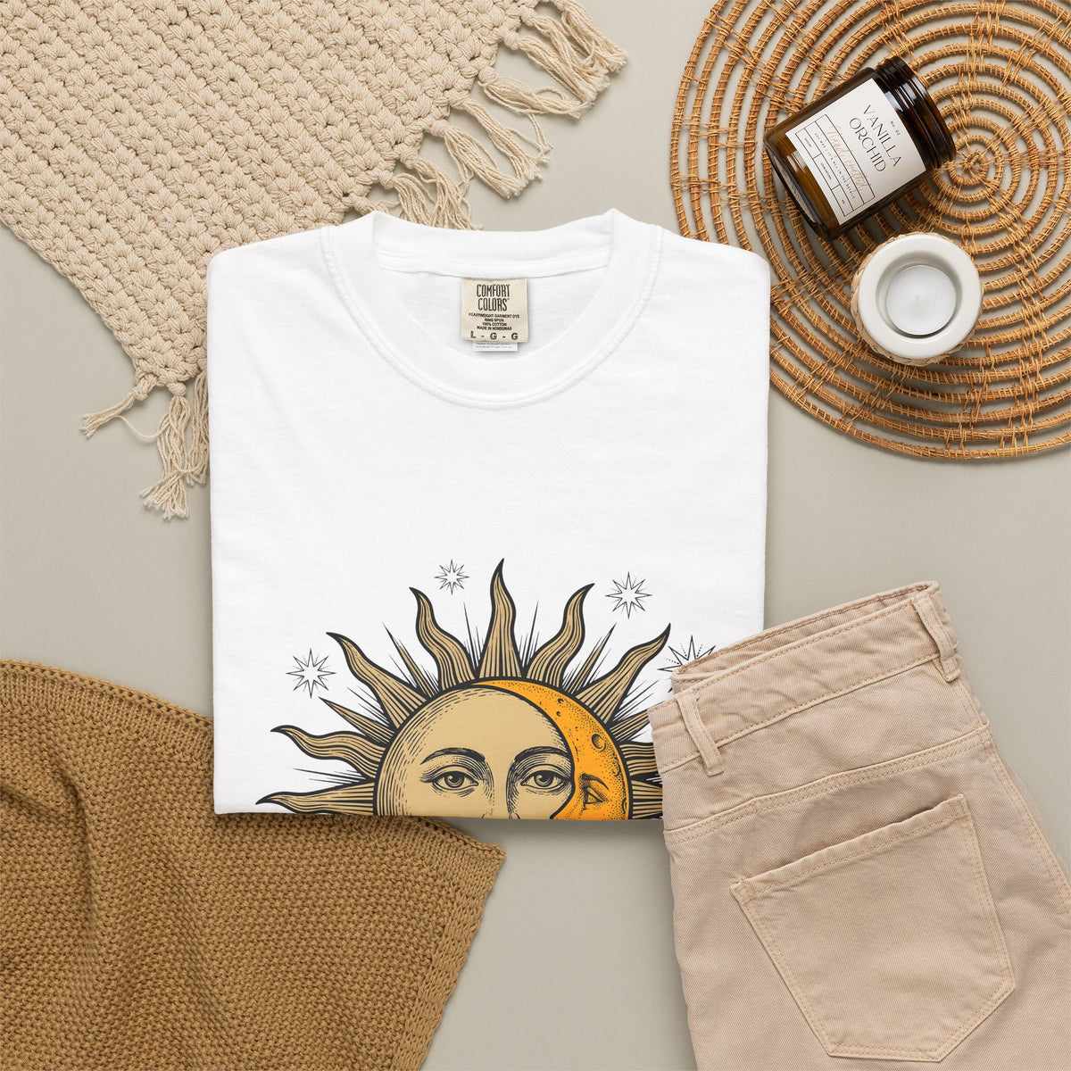 Sun Moon Faces T-Shirt Celestial Zodiac Gift Women Hippie T-Shirt Moonface T-Shirt Galaxy Fan Cosmic T-Shirt Astrology Graphic Retro Stars T-Shirt