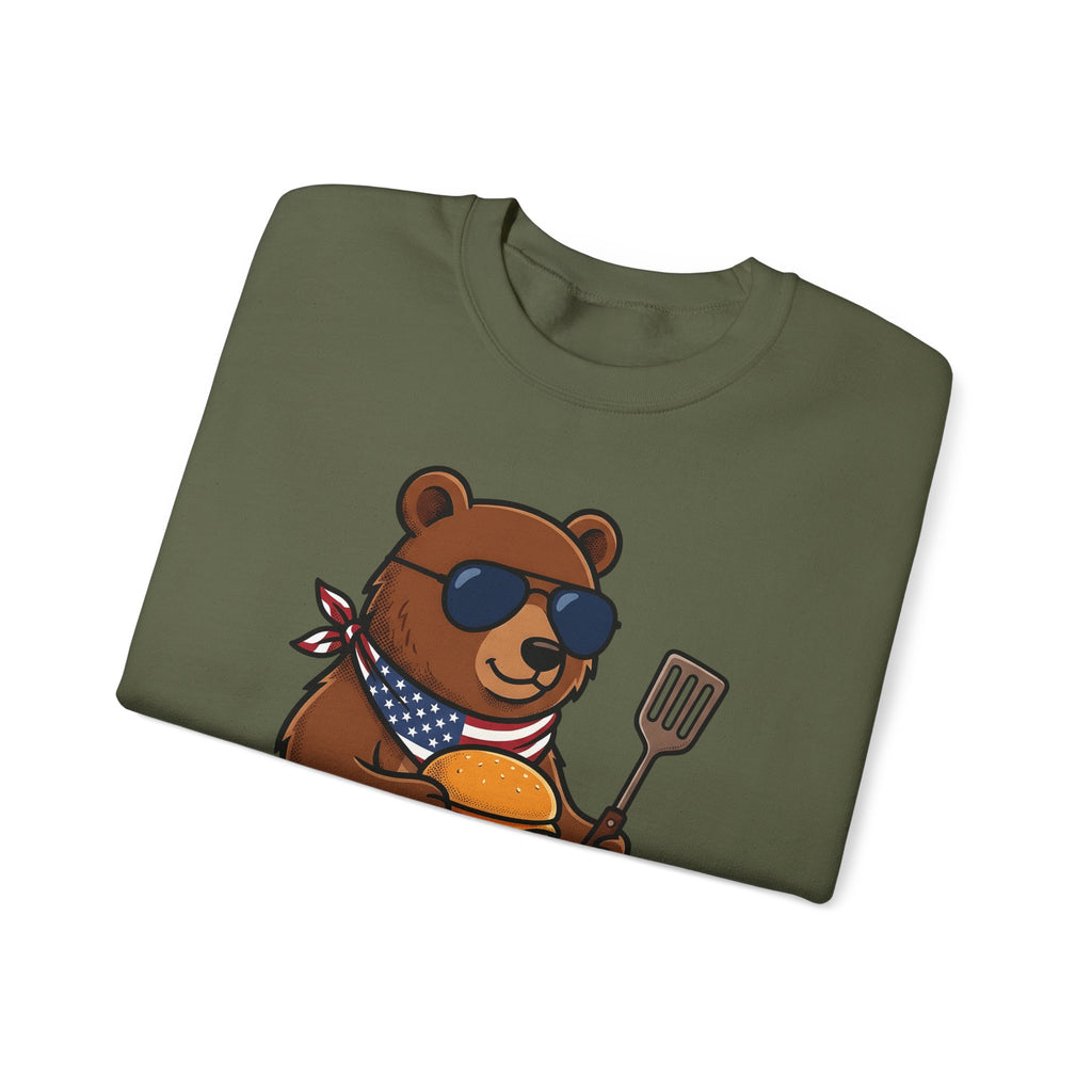 Bear Sandwich Sweatshirt 4th Of July Grilling Gift Women Comic Sweatshirt Sandwich Sweatshirt Independence Fan Cartoon Sweatshirt Barbecue Graphic Vintage