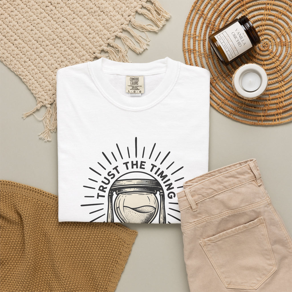 Hourglass T-Shirt Boho Chic Spiritual Gift Women Tattoo T-Shirt Sandtimer T-Shirt Bohemian Enthusiast Ink T-Shirt Mystical Graphic Vintage Stars
