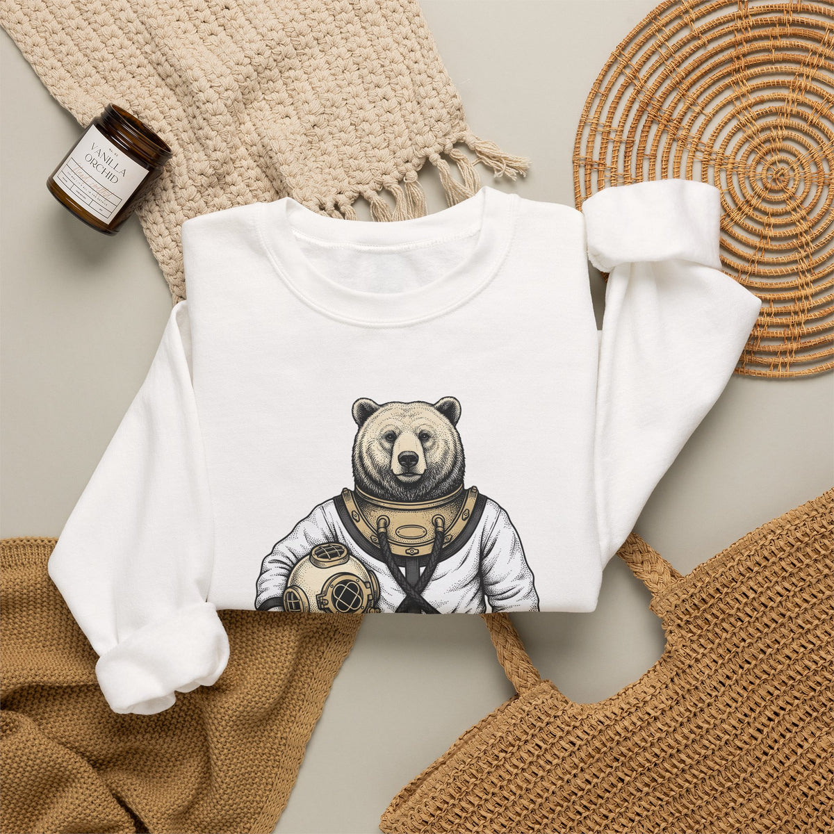 Bear Snorkeling Sweatshirt Funny Nature Gift Women Classic Sweatshirt Grizzly Sweatshirt Humor Fan Vintage Sweatshirt Wildlife Graphic Ink Diving Helmet Sweatshirt