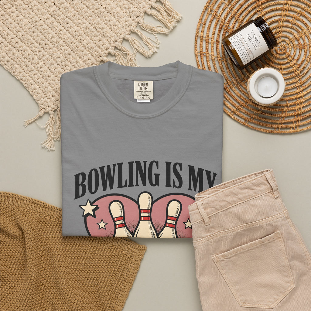 Bowling Pins Ball T-Shirt Bowling Humor Gift Women Vintage T-Shirt Bowling Ball T-Shirt Bowler Fan Distressed T-Shirt Funny Graphic Retro Heart
