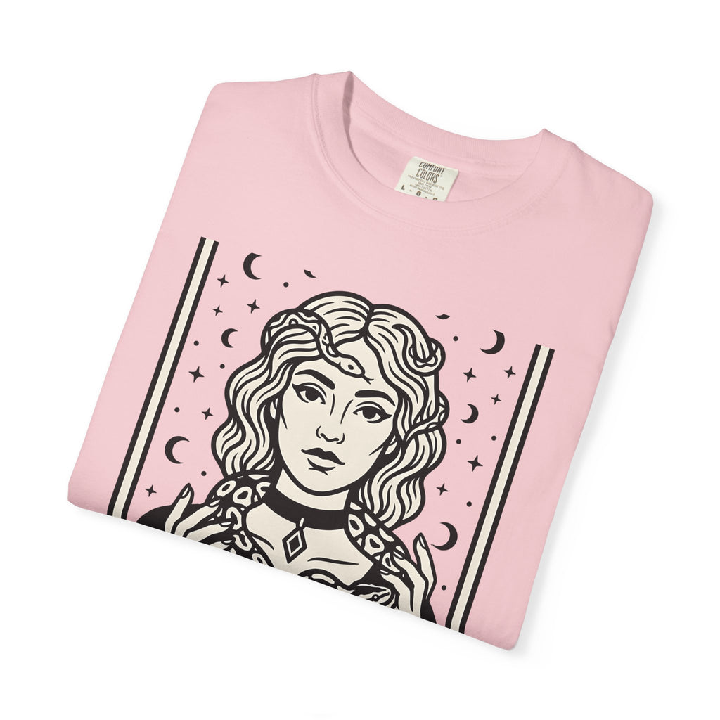 Mystical Female Serpent T-Shirt Boho Chic Spells Gift Women Oracle T-Shirt Snake T-Shirt Bohemian Fan Divination T-Shirt Magic Graphic Retro Lunar