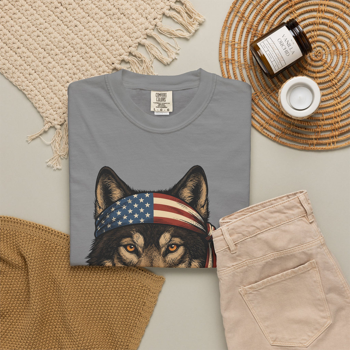 Wolf Face T-Shirt 4th Of July Wildlife Gift Women Retro T-Shirt Lupine T-Shirt Independence Day Fan Vintage T-Shirt Animal Graphic Sketch Flag