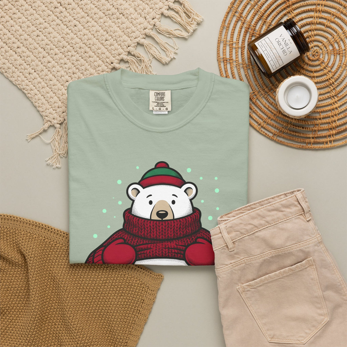 Polar Bear Sweater T-Shirt Christmas Animal Gift Women Cartoon T-Shirt Ursa T-Shirt Xmas Fan Toon T-Shirt Wildlife Graphic Vintage Winter Hat