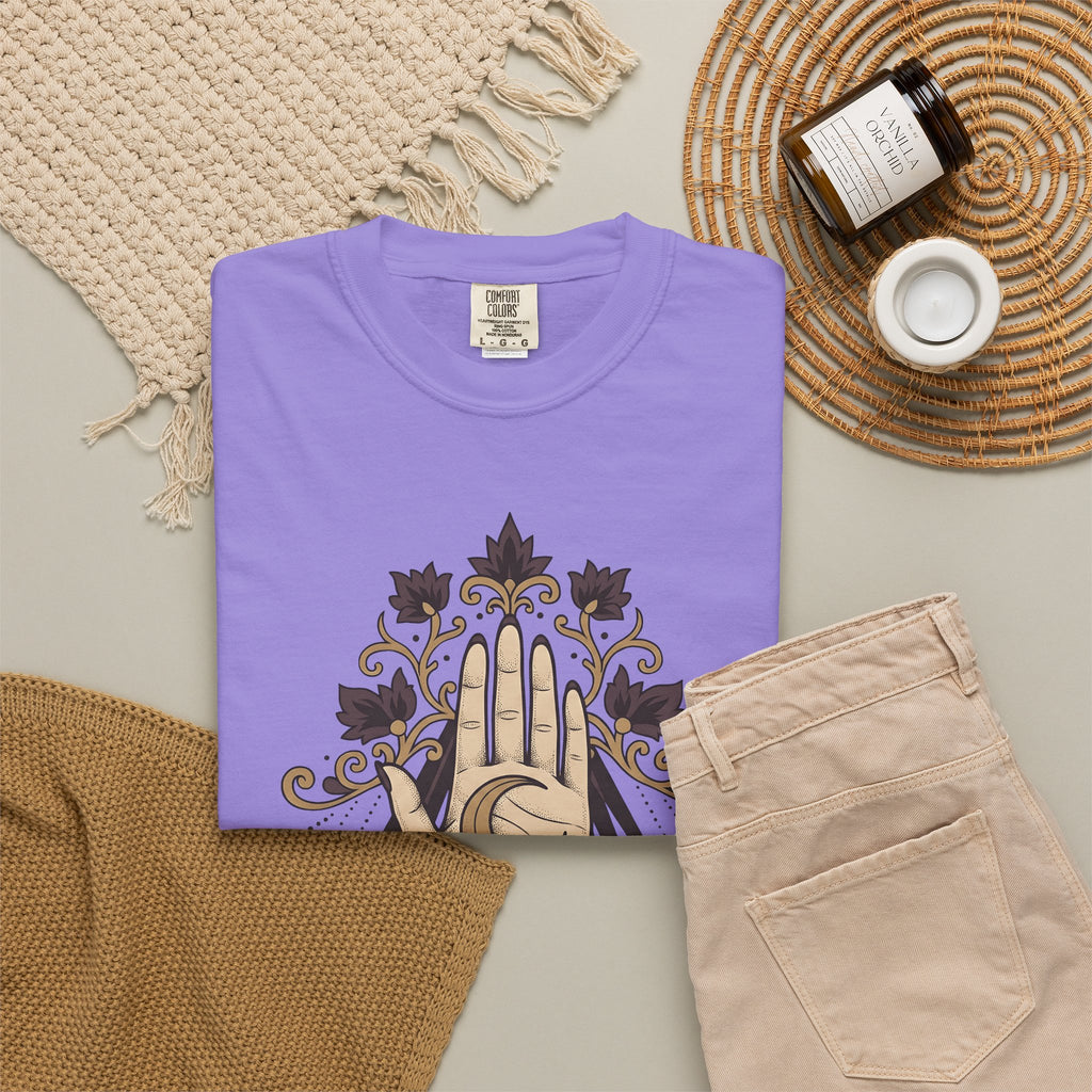 Magical Palm T-Shirt Boho Chic Metaphysical Gift Women Bohemian T-Shirt Palmistry T-Shirt Boho Fan Hippie T-Shirt Spiritual Graphic Retro Half Moon