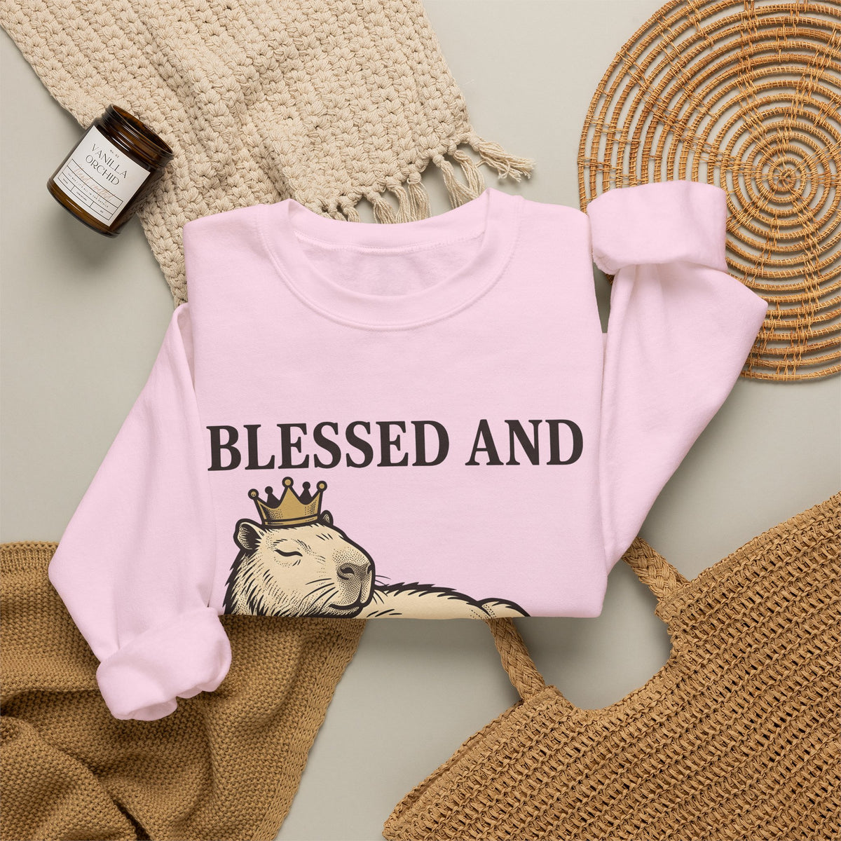 Capybara Crown Sweatshirt Capybara Comedy Gift Women Classic Sweatshirt Crown Sweatshirt Rodent Fan Retro Sweatshirt Humor Graphic Doodle Beast Sweatshirt