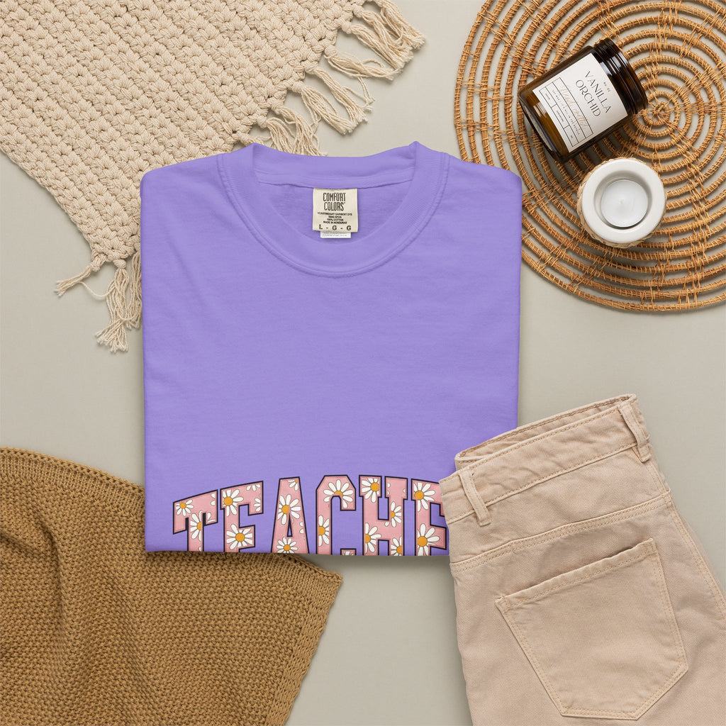 Daisy Motif Phrase T-Shirt Teacher Garden Gift Women Folk T-Shirt Flower Phrase T-Shirt Educator Enthusiast Floral T-Shirt Gardening Graphic