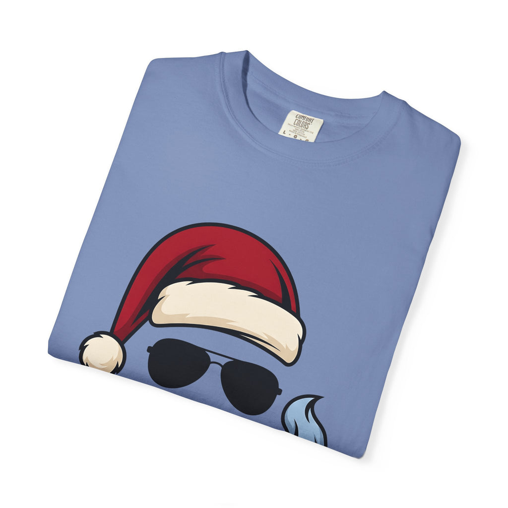 Santa Hat Sunglasses Christmas Humor Gift Cartoon Cool Shades Xmas Fan Funny Retro Smoking T-Shirt