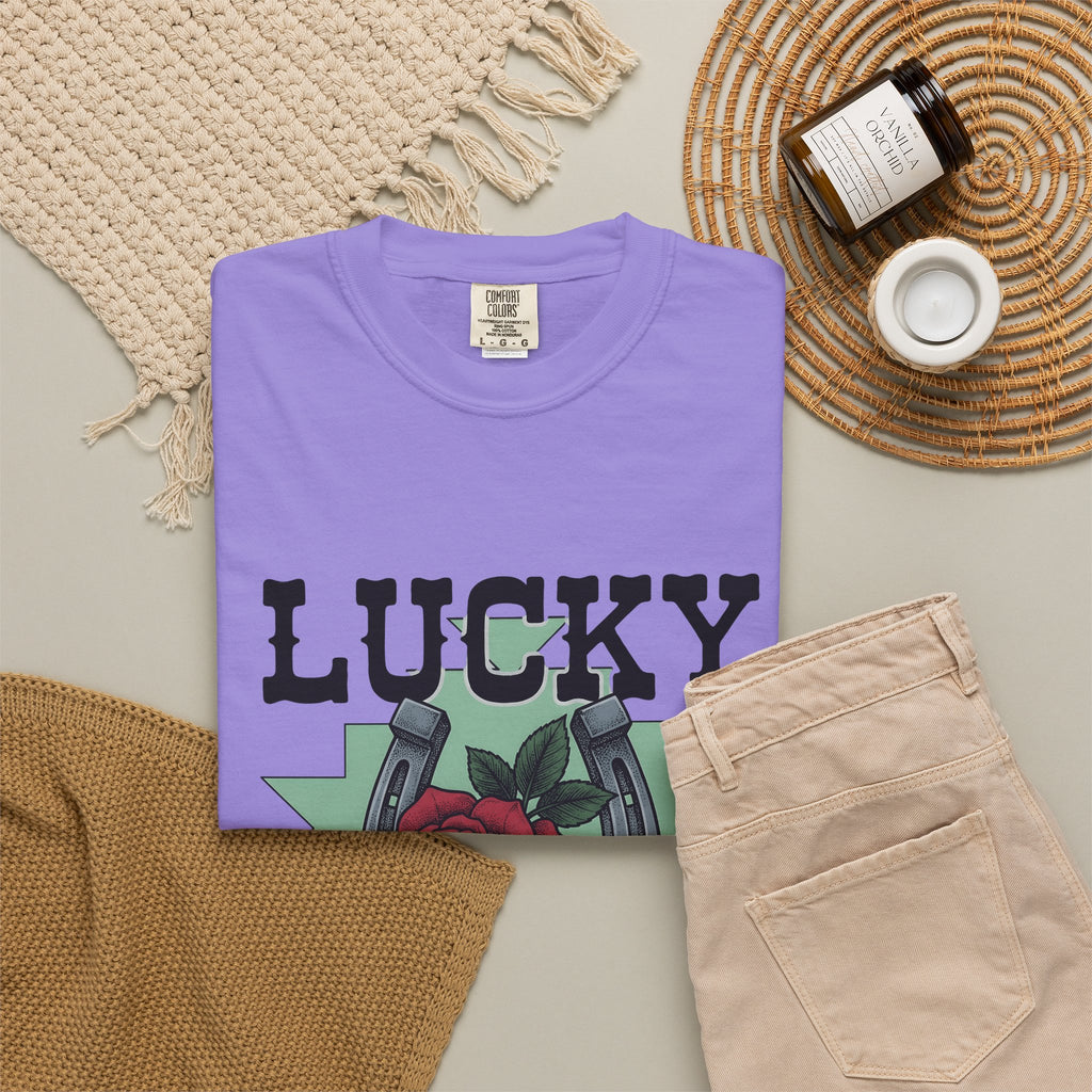 Horseshoe Rose T-Shirt Cowgirl Ranch Gift Women Line Art T-Shirt Rosebud T-Shirt Cowgirl Fan Minimalist T-Shirt Farmhouse Graphic Classic Shape